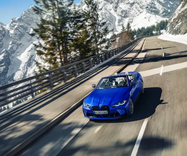BMW M4 Competition Cabrio met M xDrive