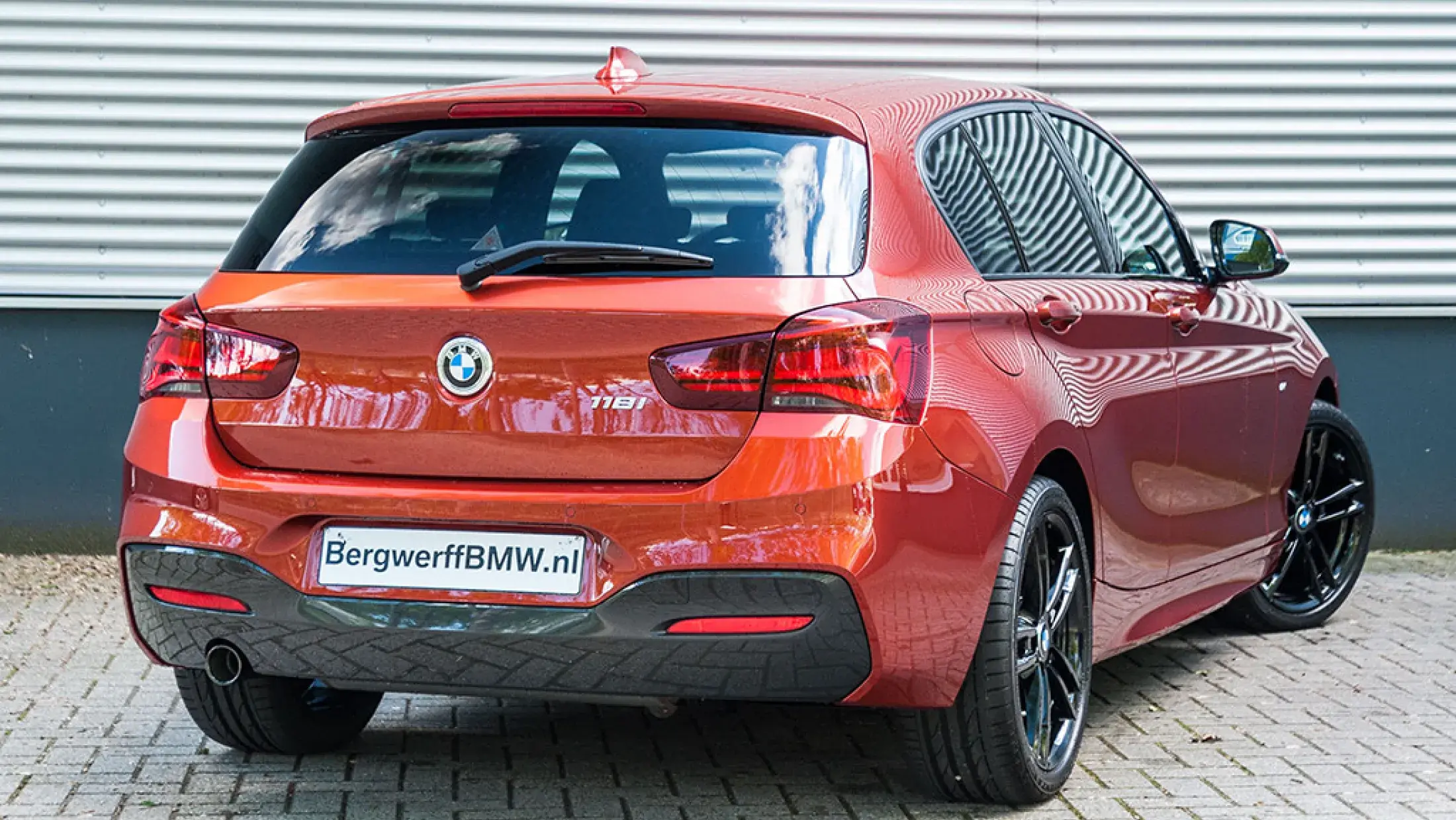 BMW 118i F20 F21 LCI Sunset Orange Valencia Orange Dakota Schwarz Bergwerff