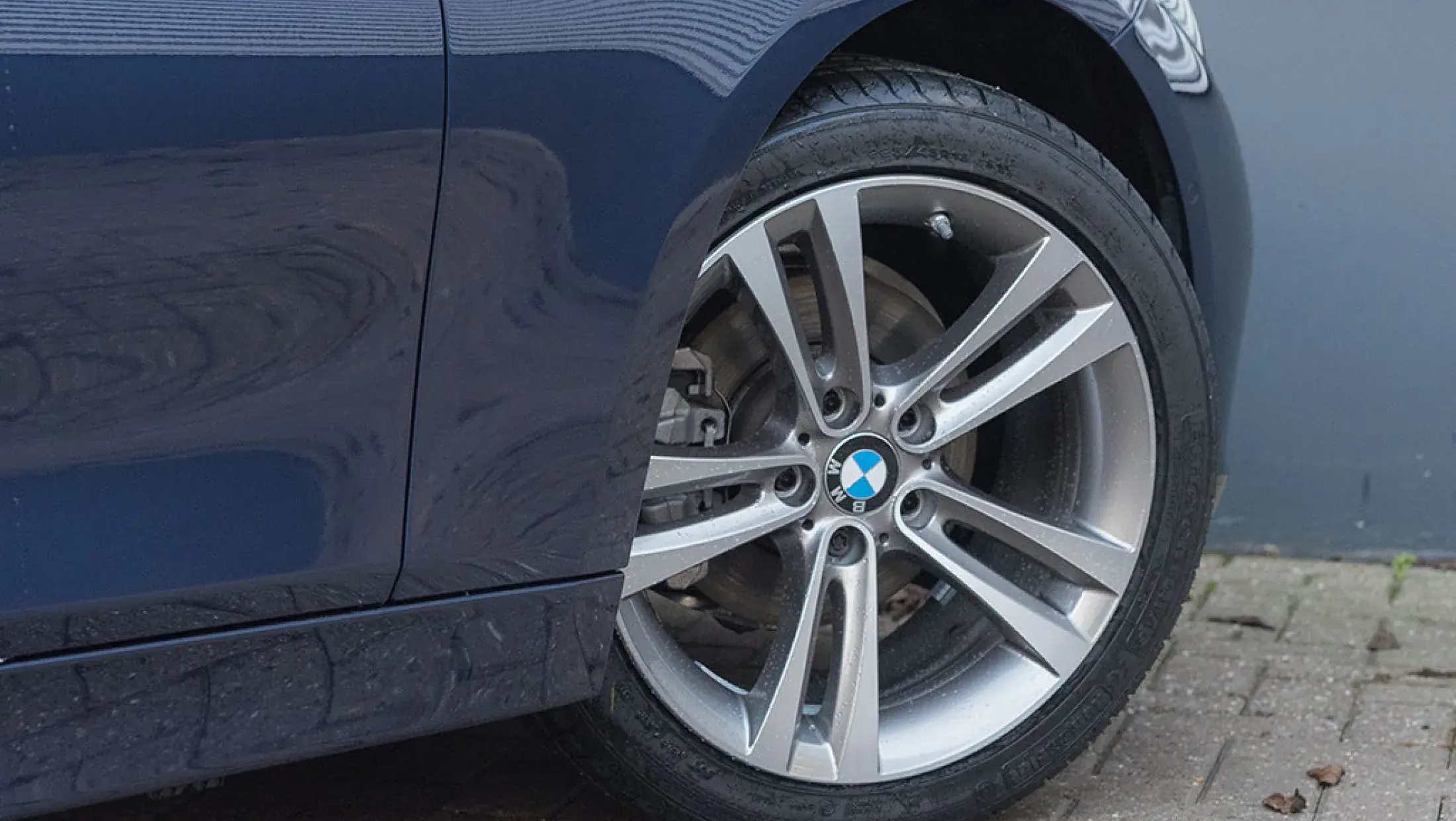 BMW 320d Touring F31 LCI Mediterranblau Dakota Schwarz Leder Bergwerff