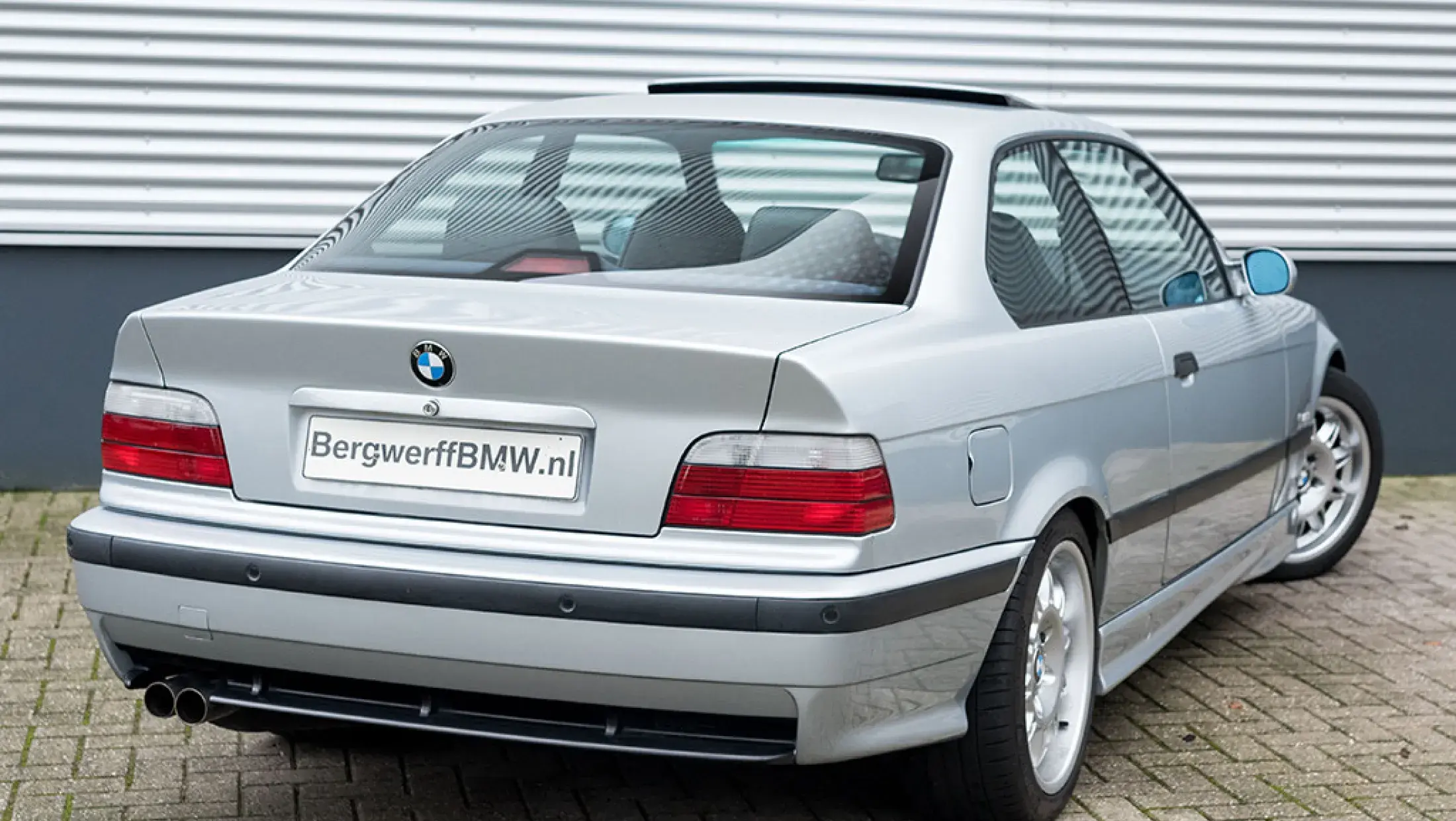 BMW M3 Coupé 3.2 H6 Arktissilber E36 Bergwerff