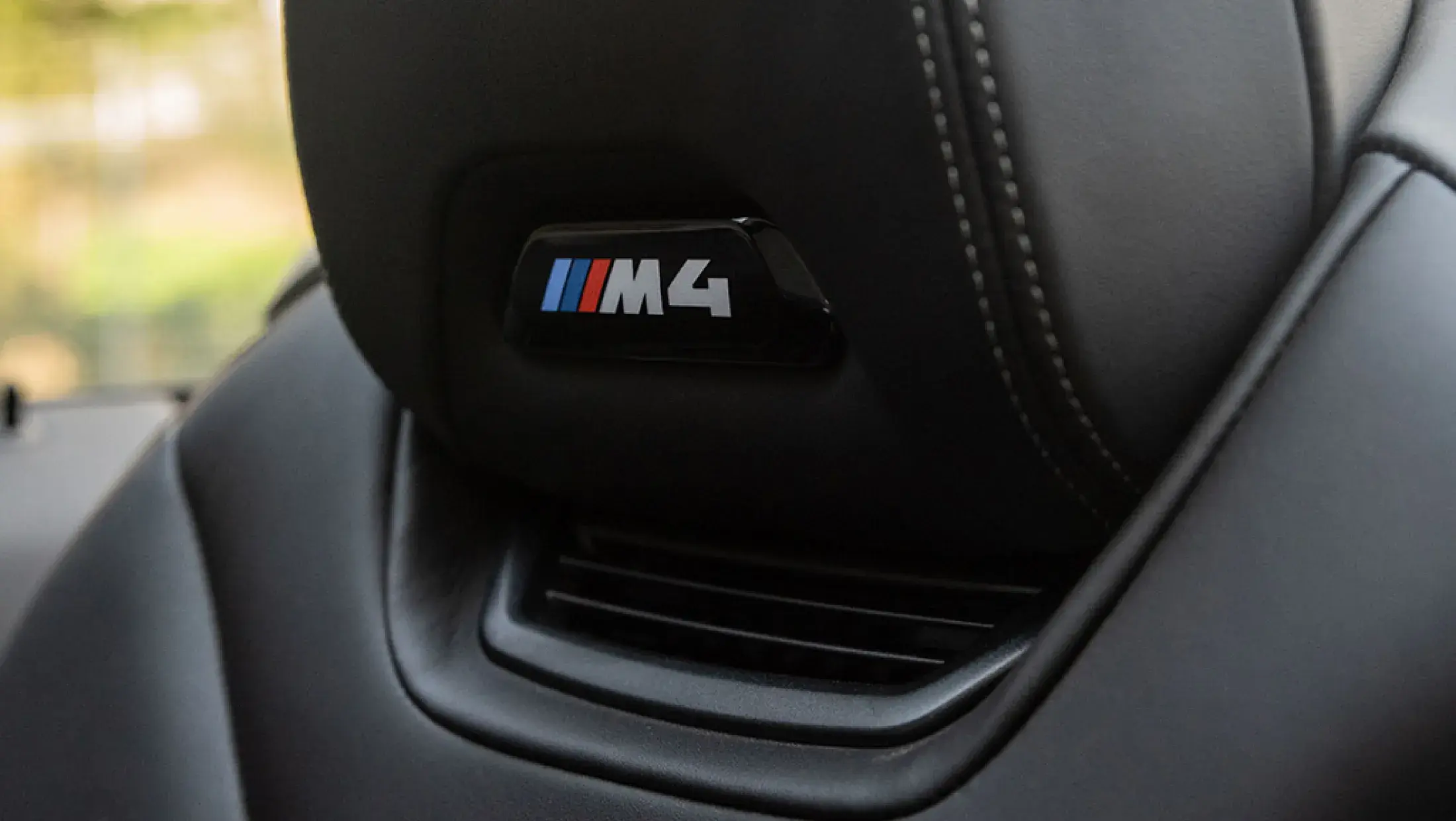 BMW M4 Cabrio San Marino Blau Volleder Merino Schwarz F83 Bergwerff