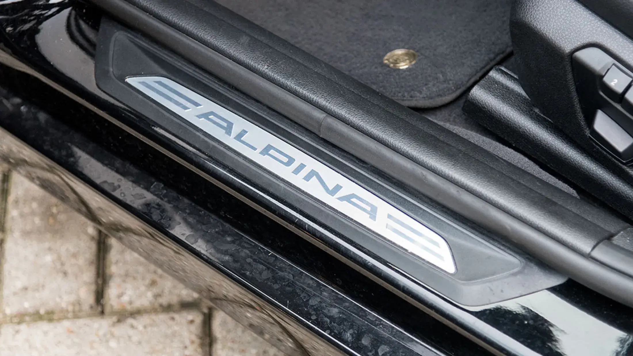 ALPINA B3 Touring Allrad Jet Black Dakota schwarz Leder F31 BMW ALPINA
