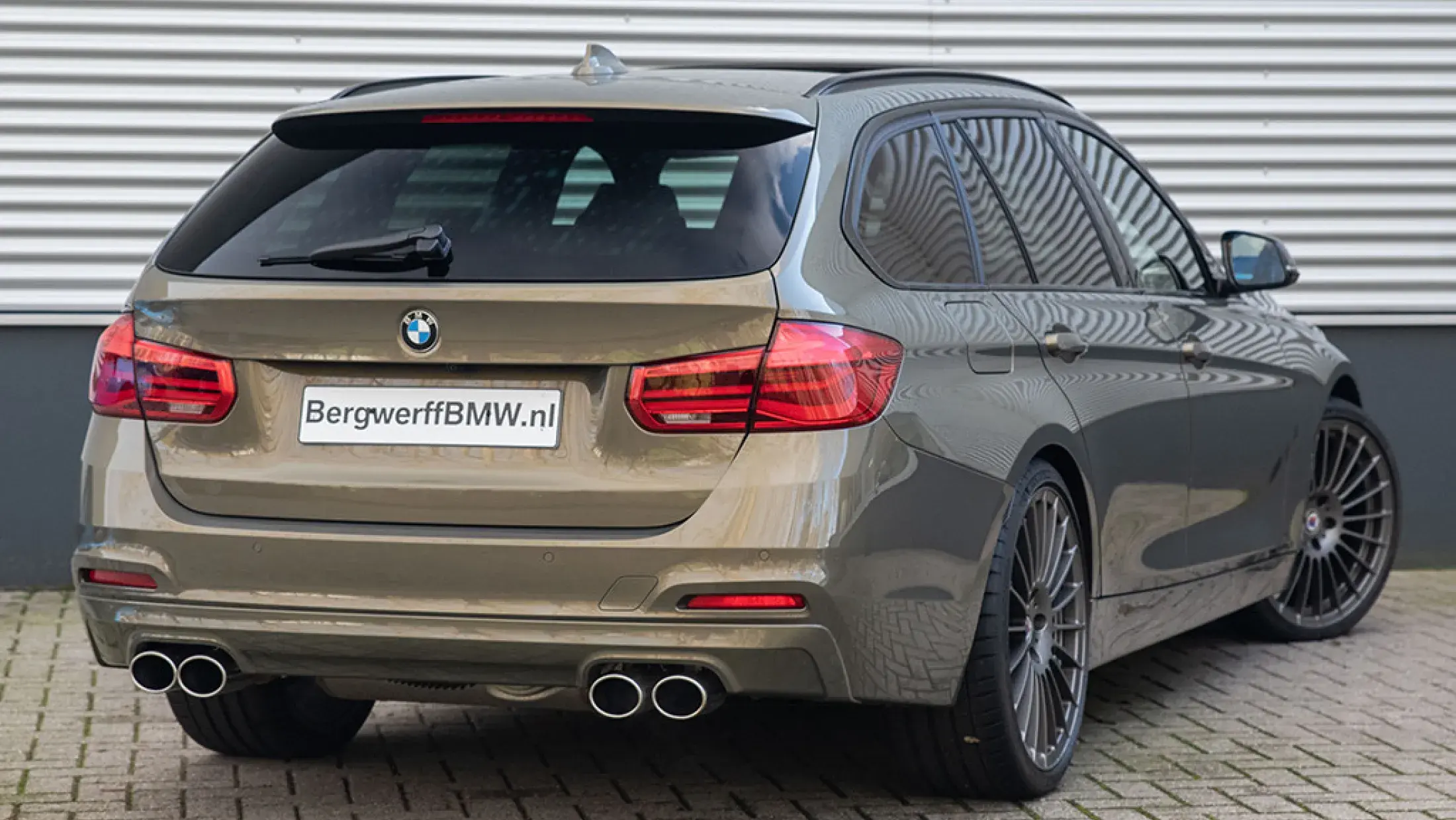 ALPINA B3 Touring S Bi-Turbo Individual Messing Metallic BMW Individual leder Schwarz Bergwerff