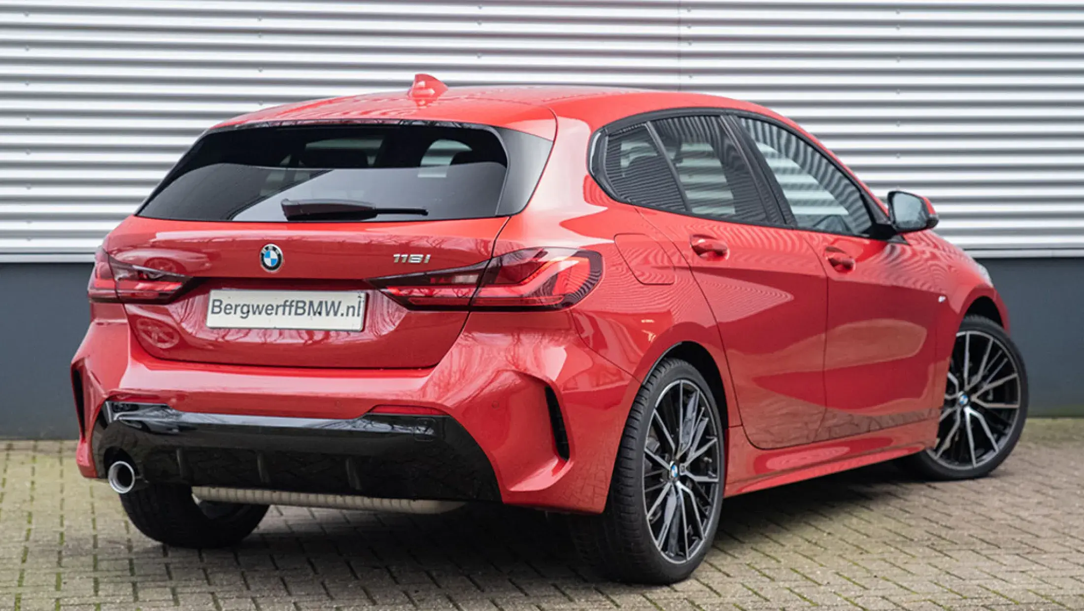 BMW 118i Melbourne Red Pearl Hatchback F40 M Sport Harman Kardon 2019 Bergwerff