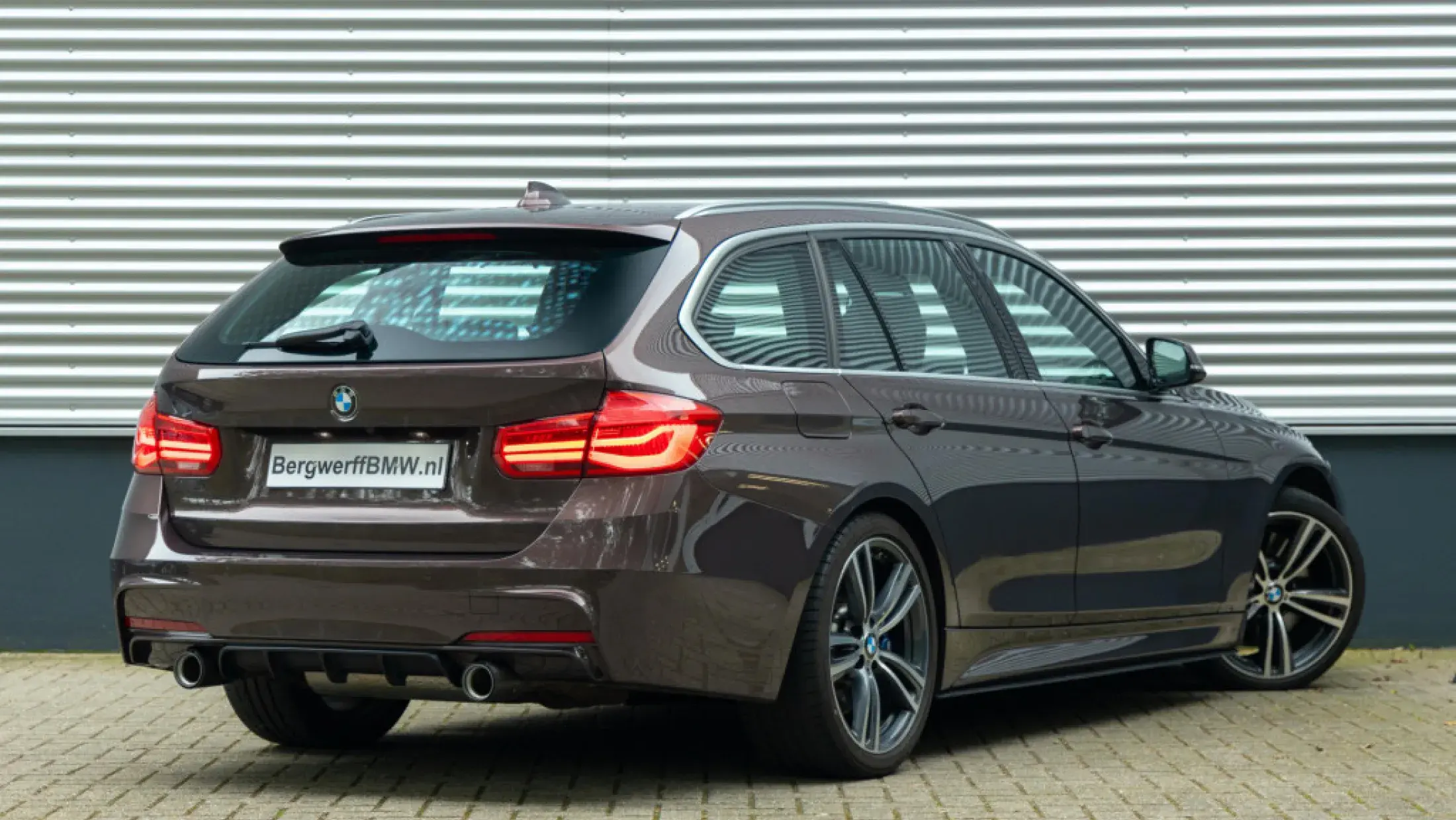 BMW 340i Touring Individual M Performance power and sound kit Smoked Topaz pearl BMW Individual erweiterte Lederausstattung Cohibab