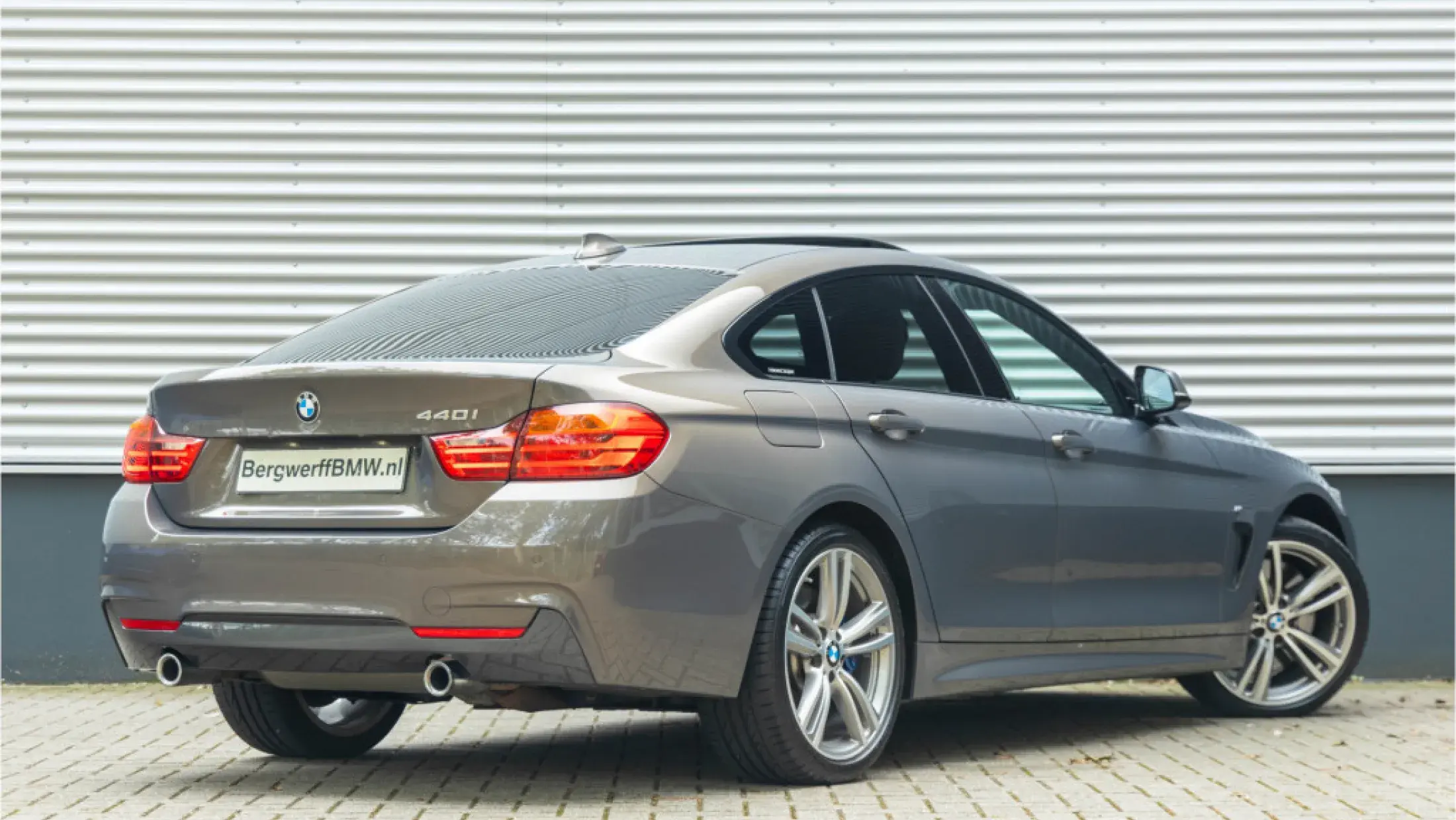 BMW 440i Gran Coupe Champagner Quarz Metallic Individuak erweiterte Lederausstattung Kaschmirbei