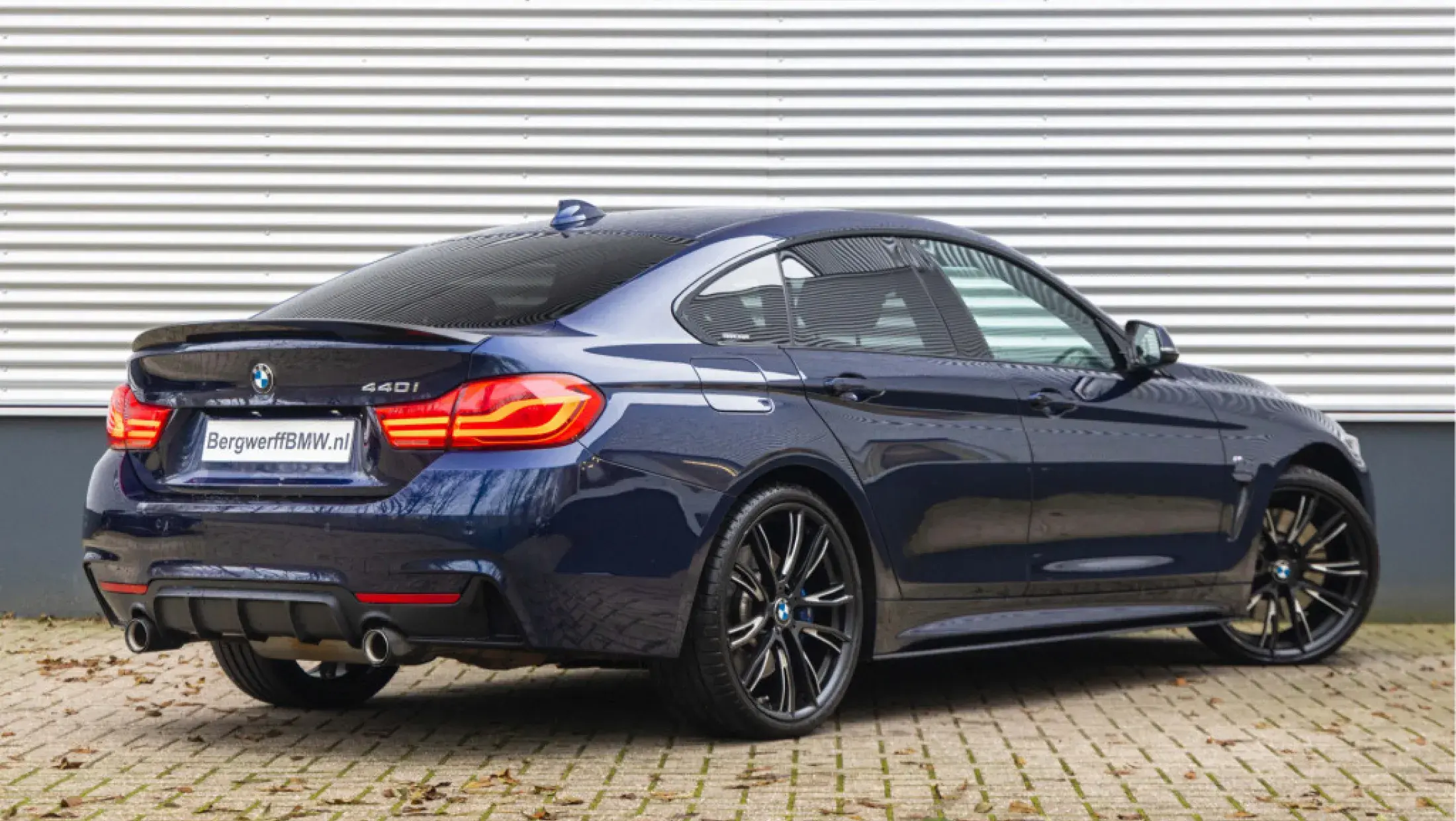 BMW 440i Gran Coupe M Performance Power and Sound kit Individual Tansanite Blue F36 Dakota schwarz leder