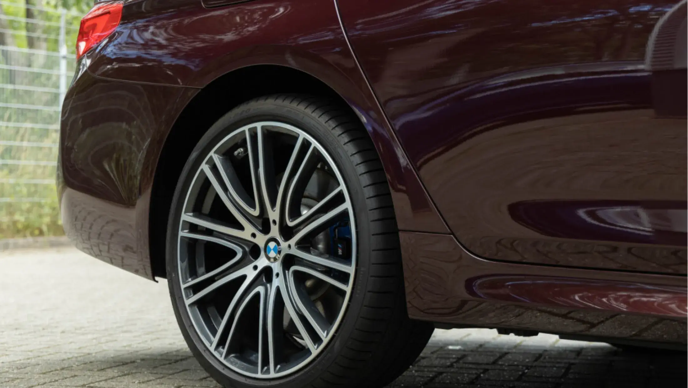 BMW 540i Sedan Individual Special Request Barbera Rot Metallic G30 Exklusivleder Nappa Schwarz