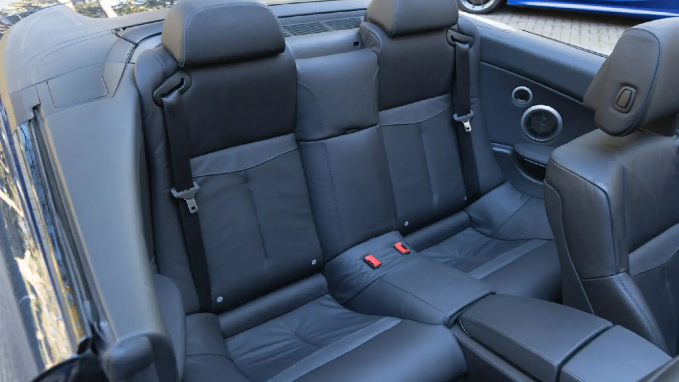 BMW 650i Cabrio Deep Sea Blue Tiefsee E64 Individual Audio High Executive Bergwerff