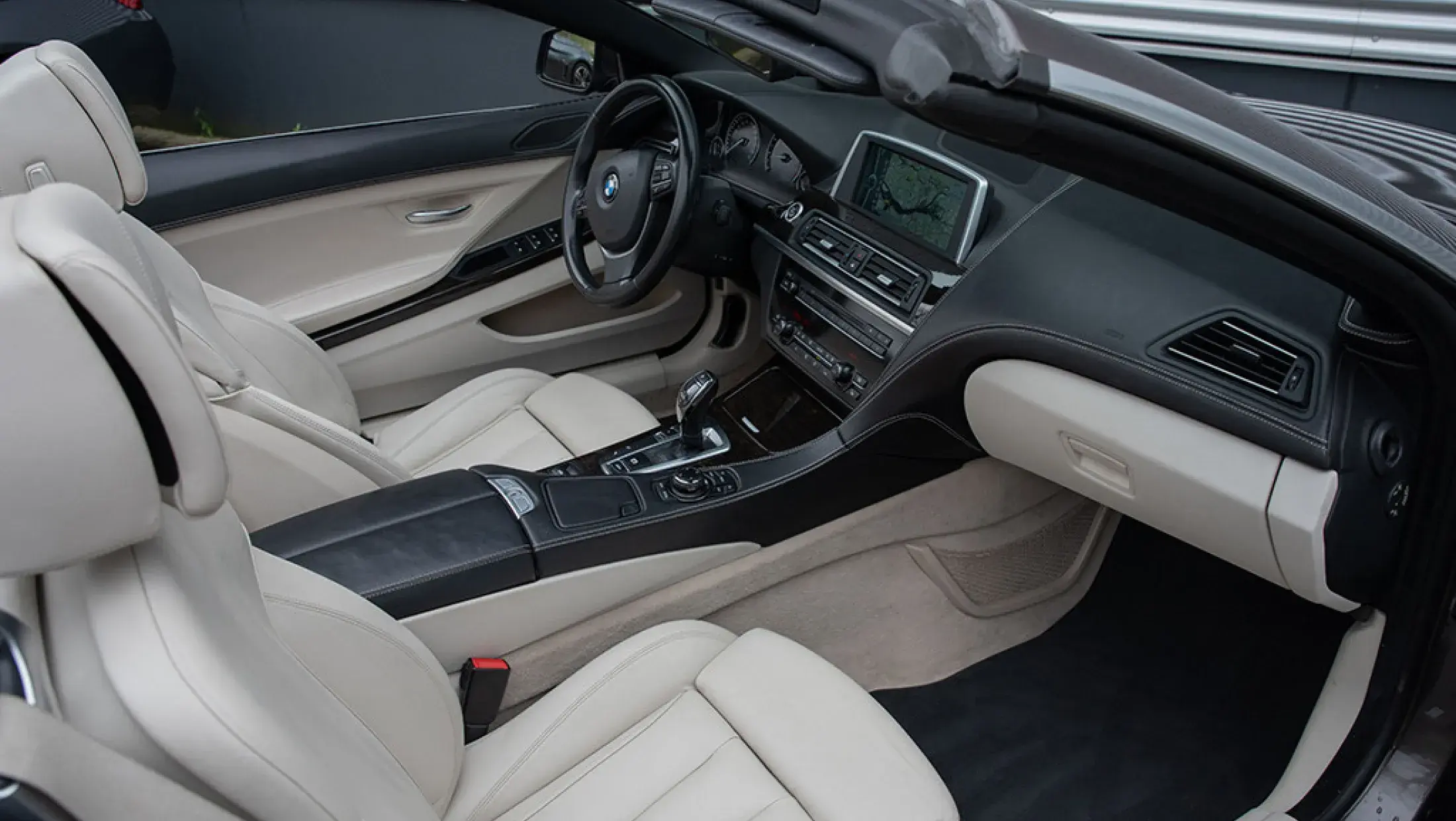 BMW 650i Cabrio High Executive Havanna F12 Bergwerff