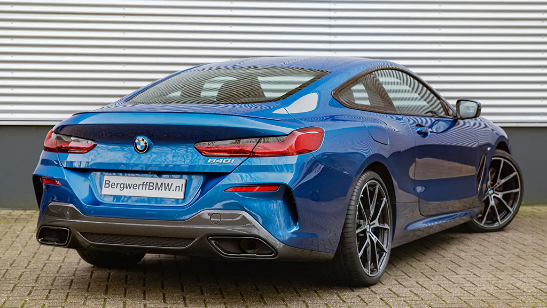 BMW 840i Coupe G15 Sonic Speed Blue Metallic BMW Individual uitgebreid lederen bekleding Merino Schwarz