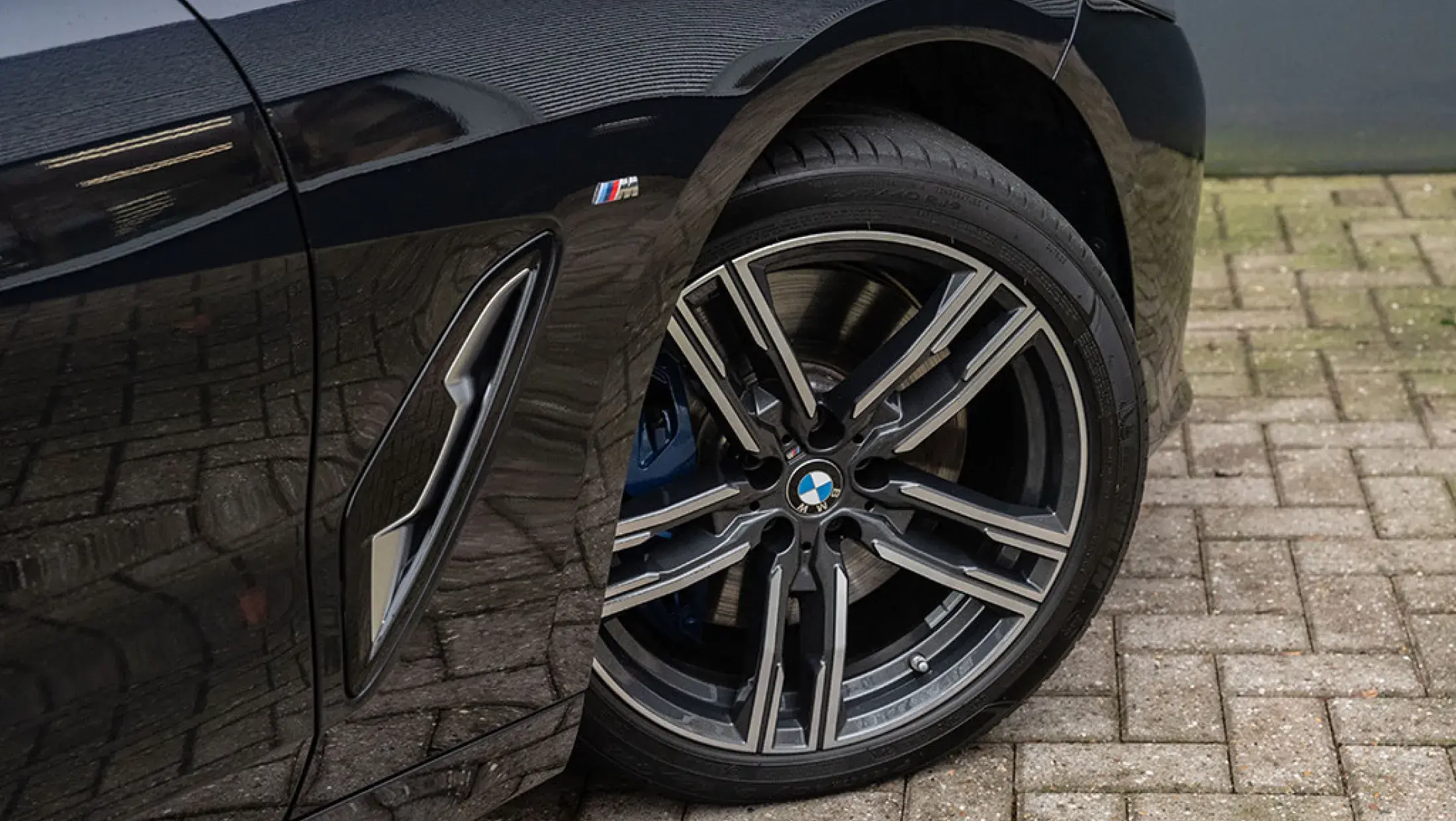 BMW 840i Gran Coupe G16 BMW Individual uitgebreid lederen bekleding Merino Schwarz Bergwerff