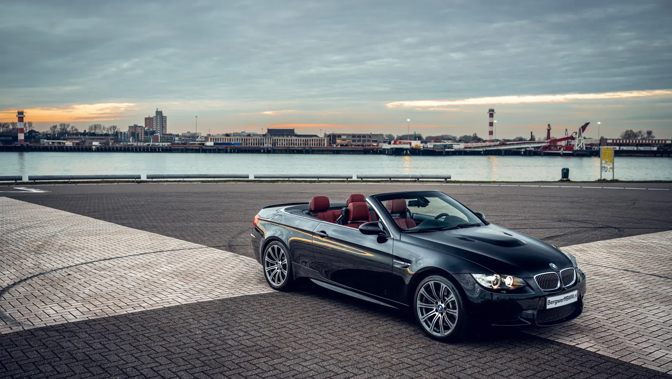 BMW E93 M3 Cabrio Individual Ruby Black Rubinschwarz Metallic Leder Novillo Fuchsrot 2010