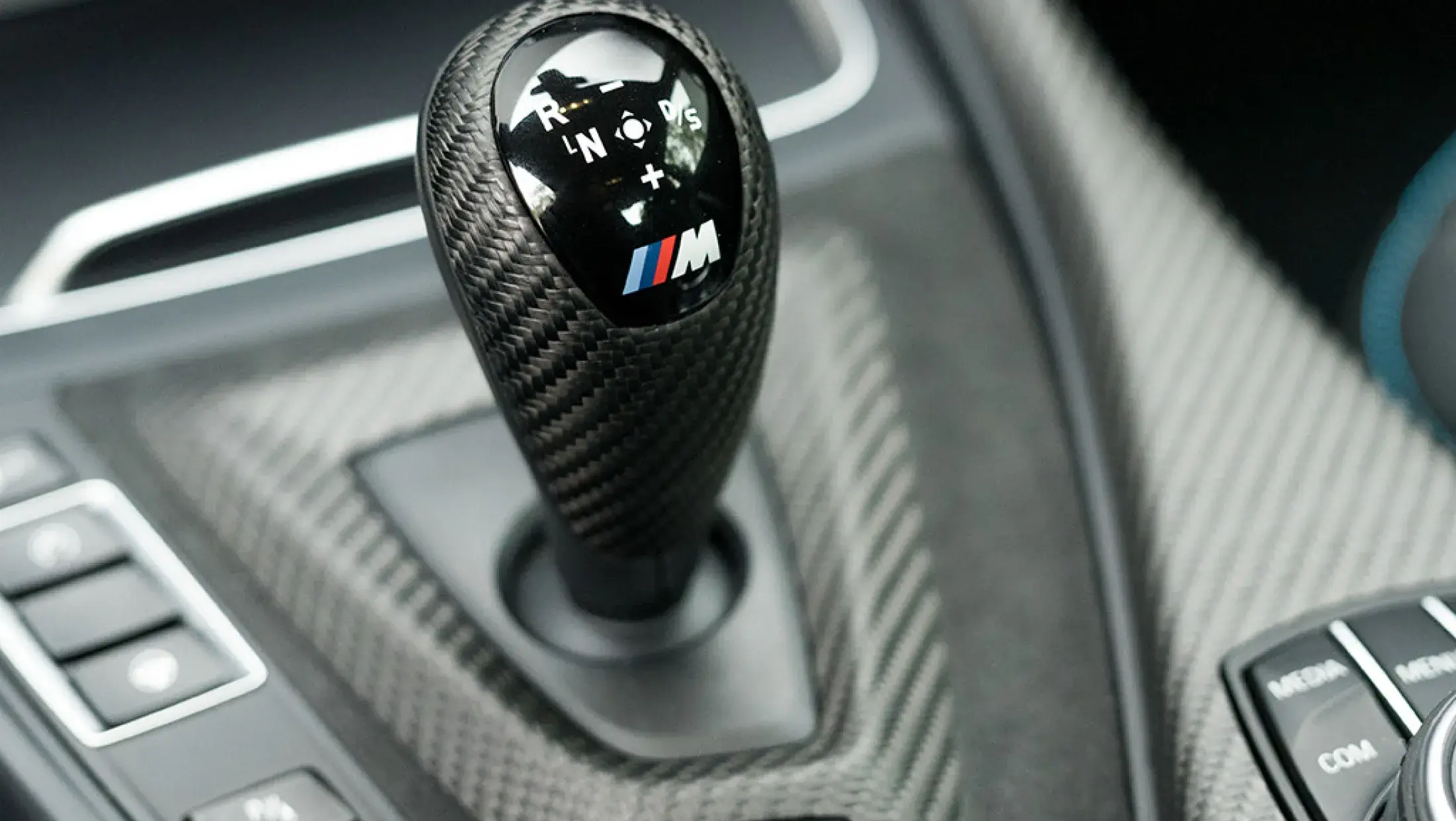 BMW M2 Competition DCT Full M Performance Alpin Weiss Leder Dakota geperforeerd Schwarz Bergwerff