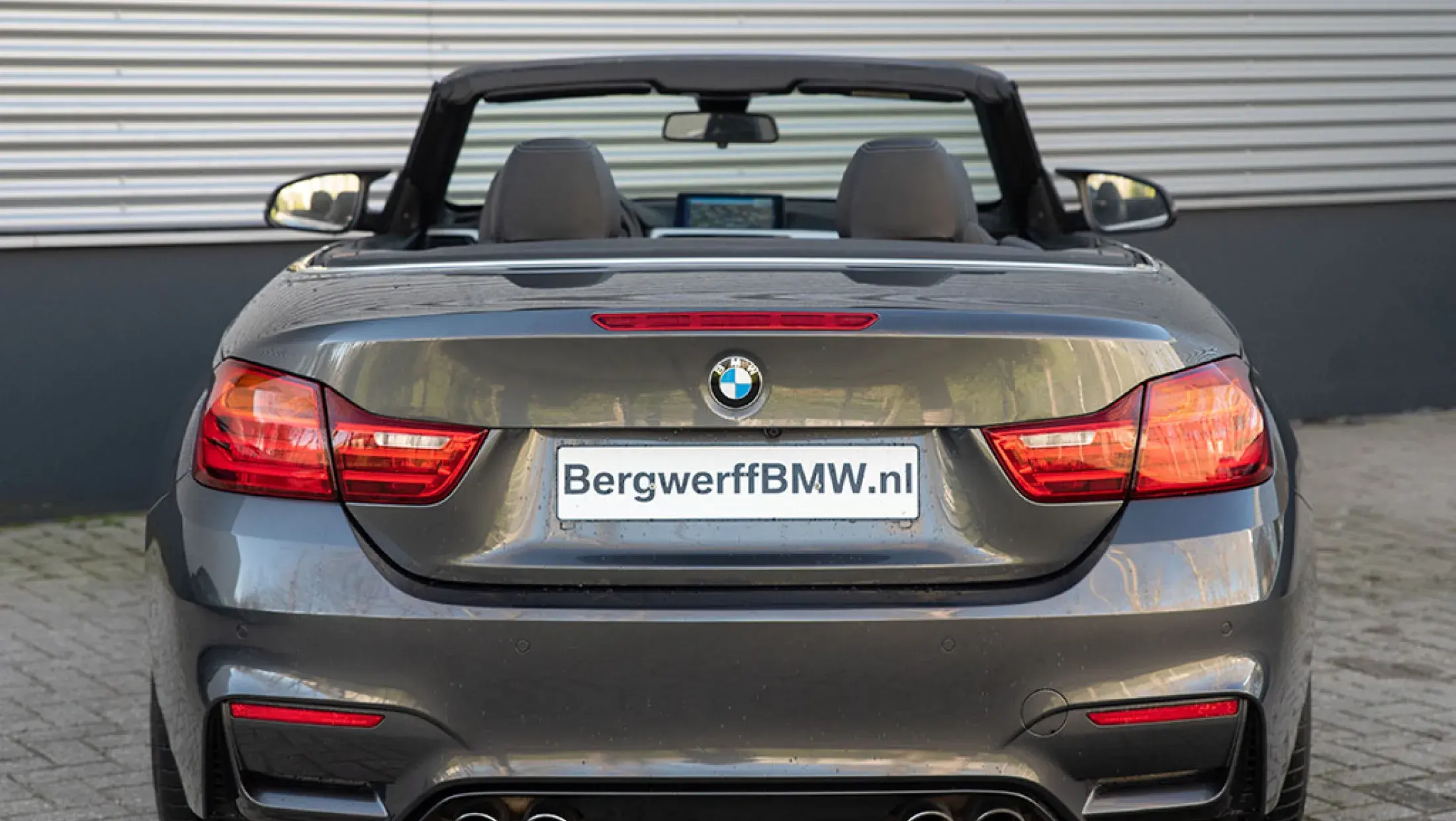 BMW M4 Cabrio DCT Mineralgrau Metallic Volleder Merino Schwarz F83 Bergwerff