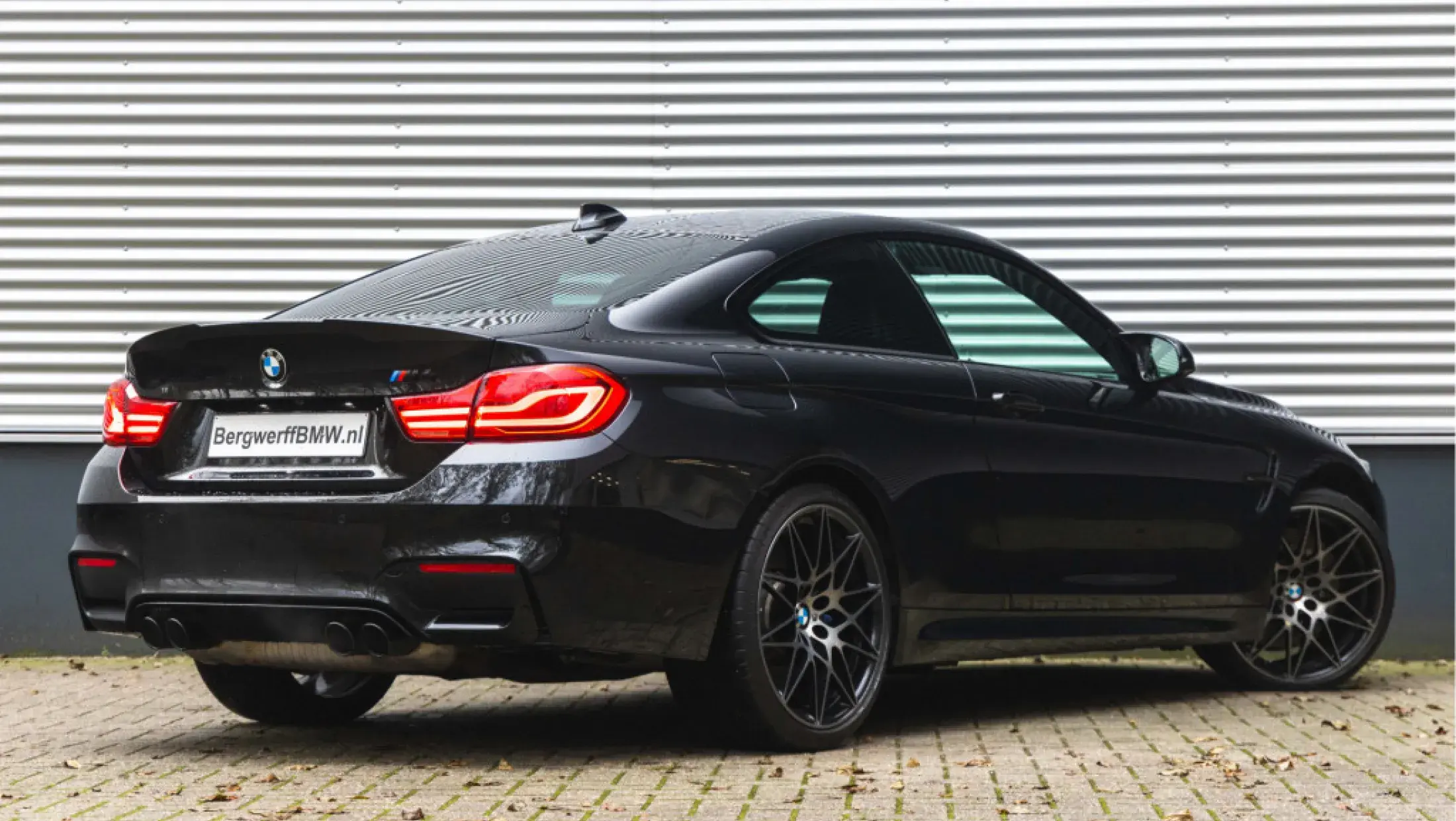 BMW M4 Competition Coupe DCT Saphire Black F82 Volleder Merino Schwarz Bergwerff