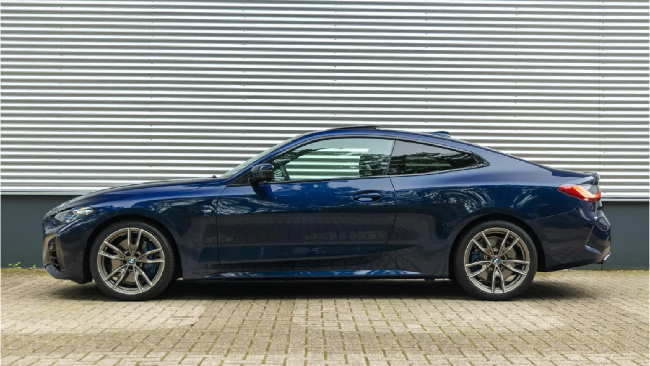 BMW M440i Coupe Individual Tansanitblau Metallic G22 Leder Vernasca Schwarz Bergwerff