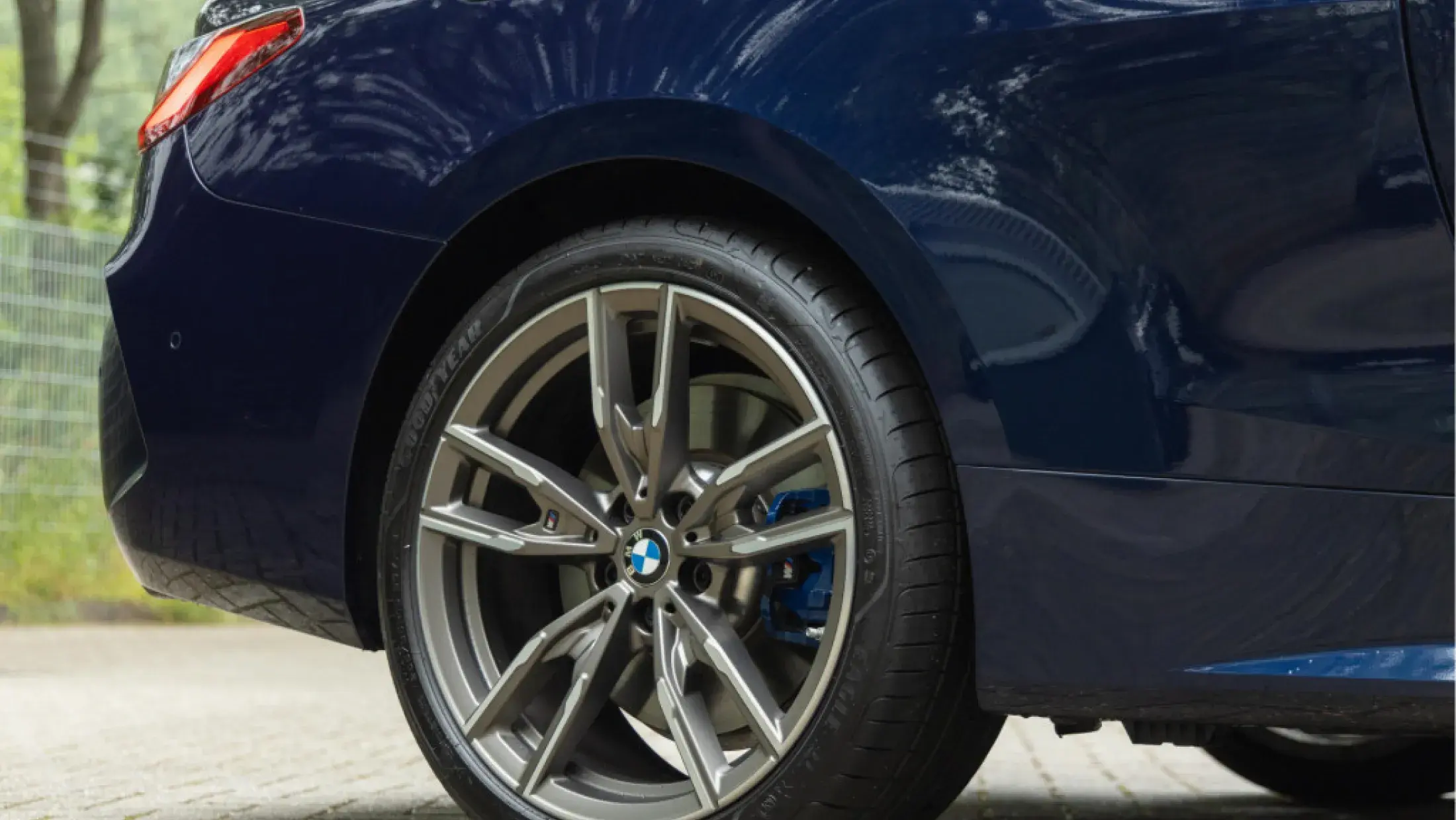 BMW M440i Coupe Individual Tansanitblau Metallic G22 Leder Vernasca Schwarz Bergwerff