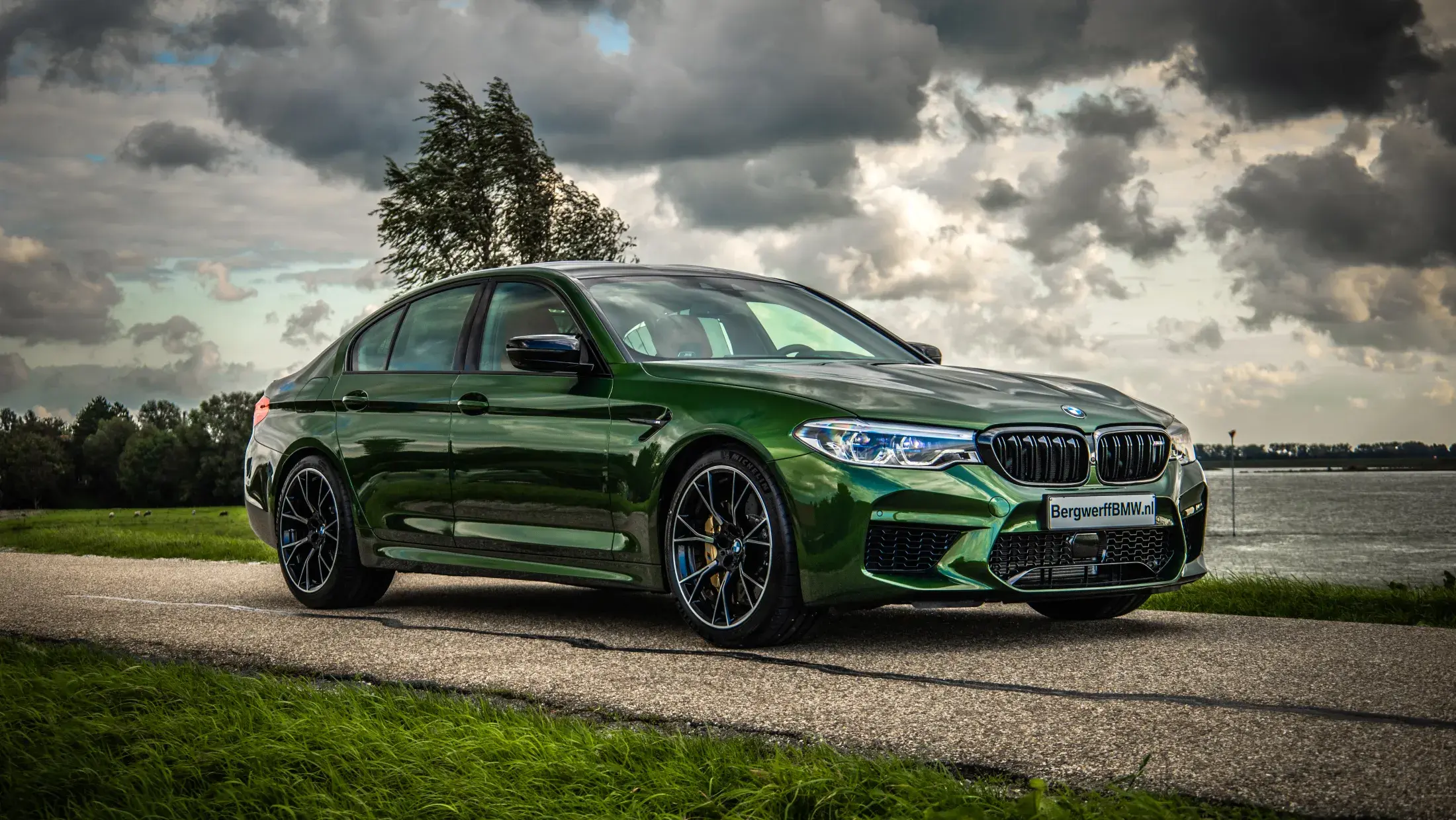 BMW M5 Competition Individual Verde Ermes G30 Volleder Merino Aragonbraun Carbon Brakes 2020