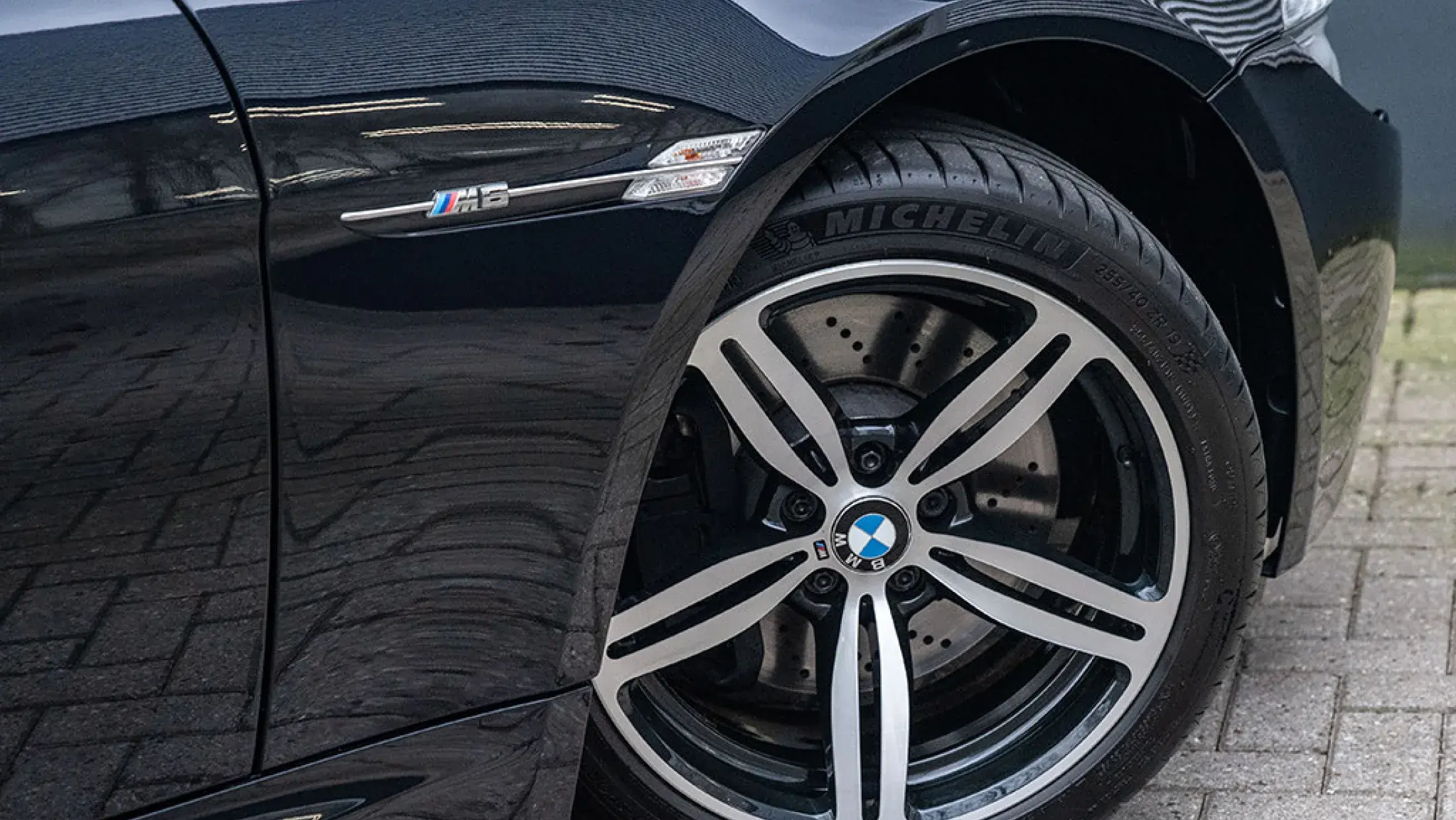 BMW M6 Facelift Carbon Black E63 Coupe BMW Individual vollederen bekledinig Leder Merino
