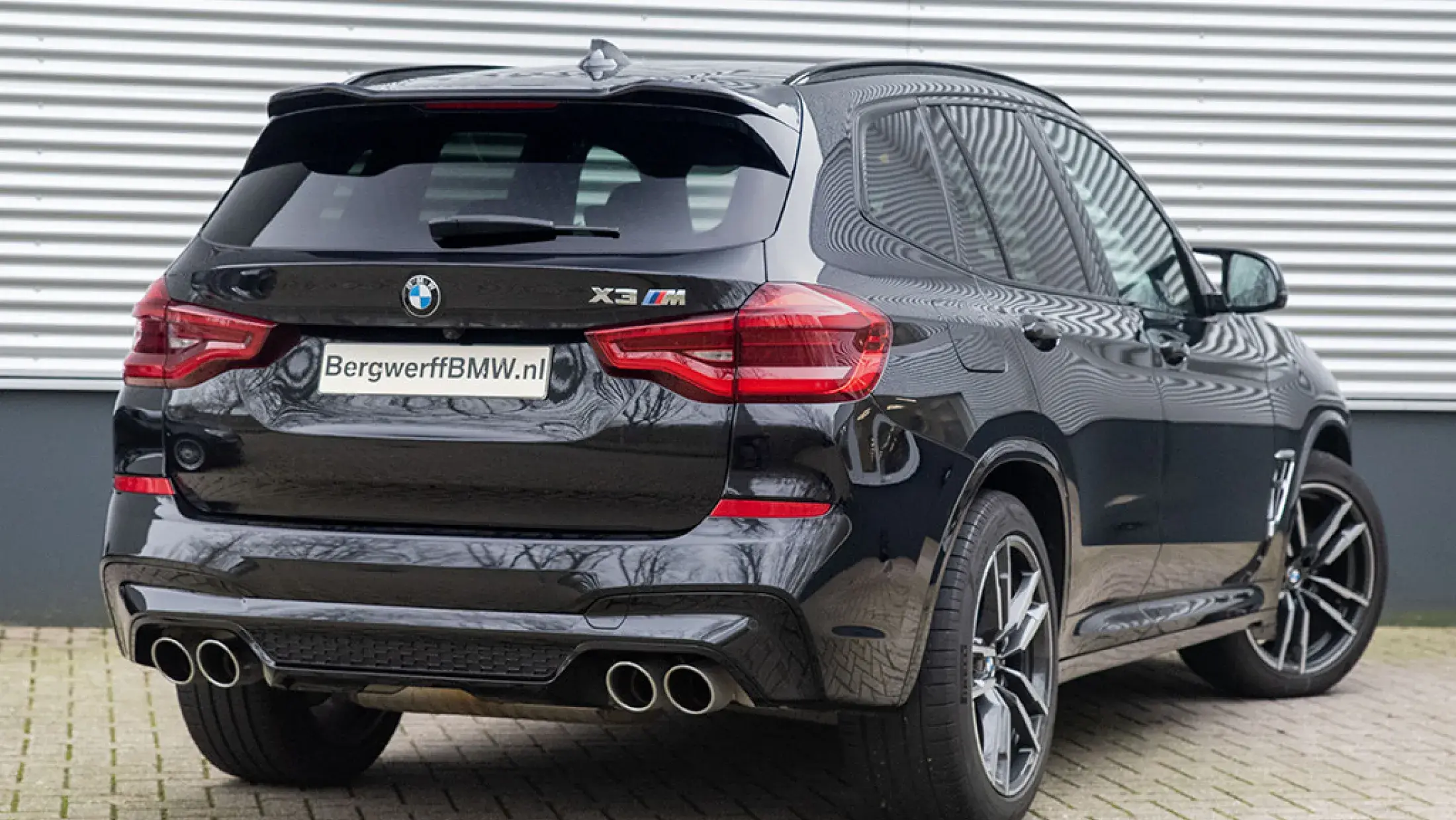 BMW X3 M F97 BMW Individual uitgebreid lederen bekleding Tartufo stiksel Schwarz