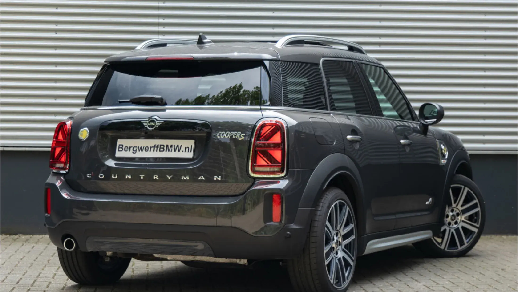 MINI Cooper SE Countryman Thunder Grey SUV F60 MINI Yours leer lounge carbon black