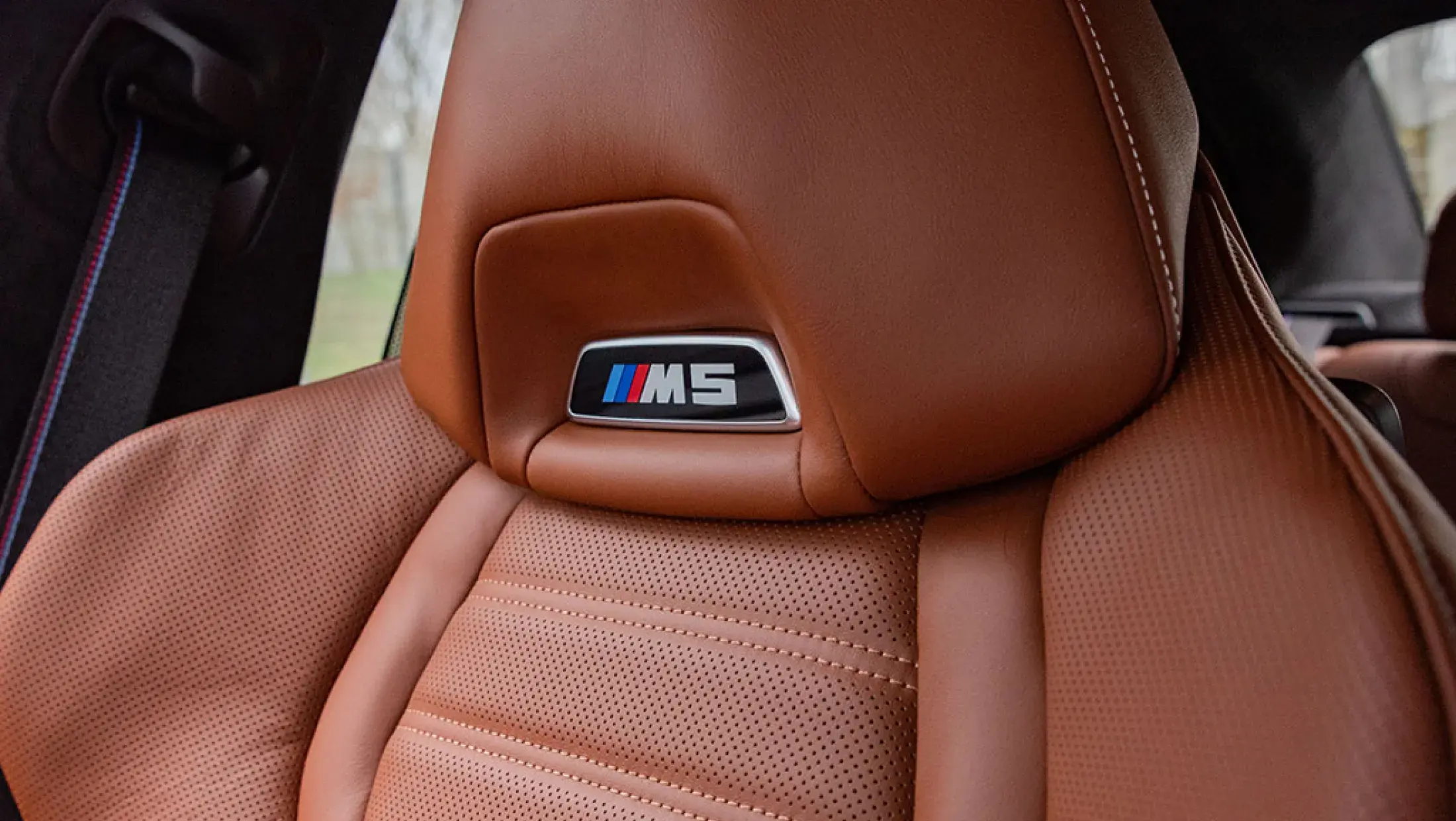 BMW M5 Competition F90 BMW Individual Sepia Metallic vollederen Manufactur bekleding Tartufo