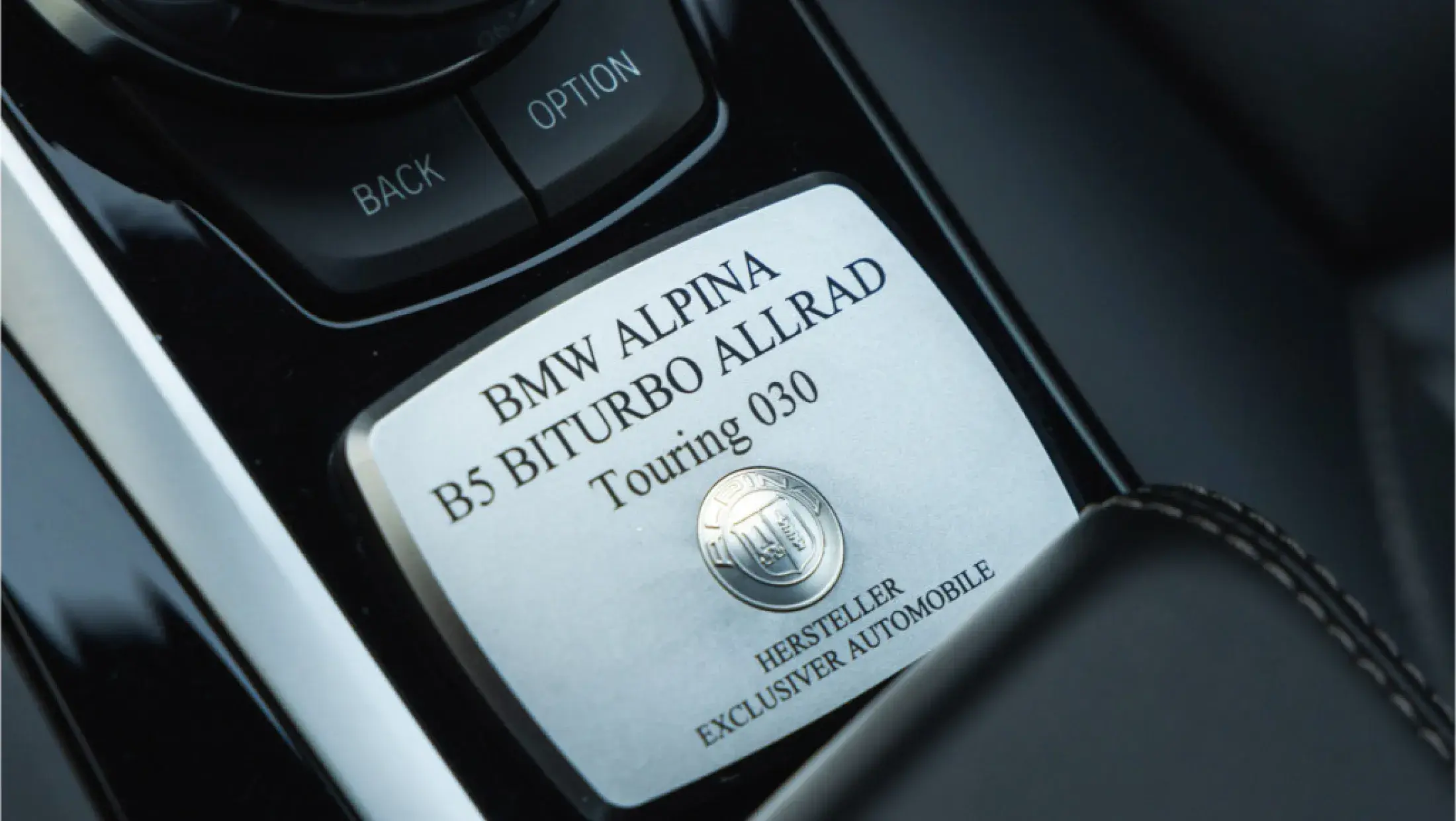 ALPINA B5 Touring Bi-turbo G31 Alpina Blue Metallic Exklusivleder Nappa Schwarz