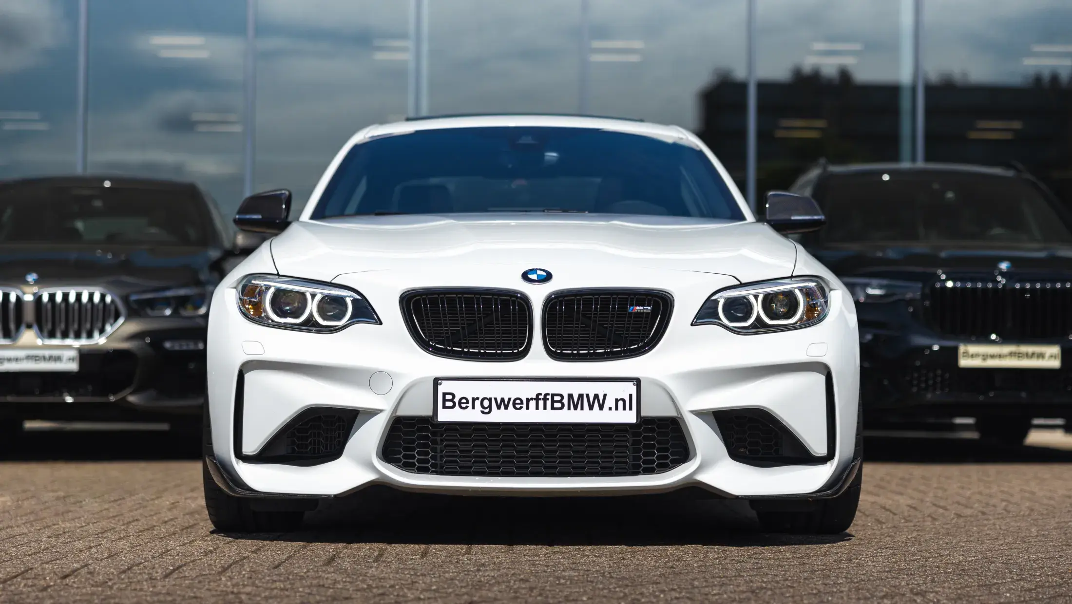 BMW M2 Coupé Manual Full M Performance Parts Body Kit Alpinweiss F87