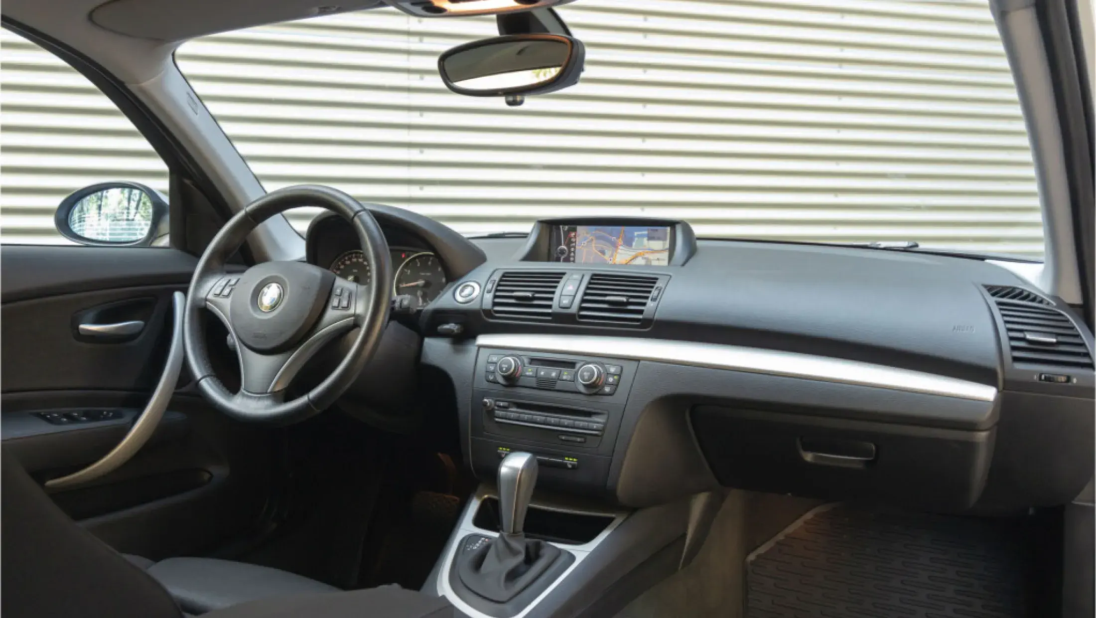 BMW 1-serie 120i 5-deurs - Automaat - 1-Hand - 20.152km 3