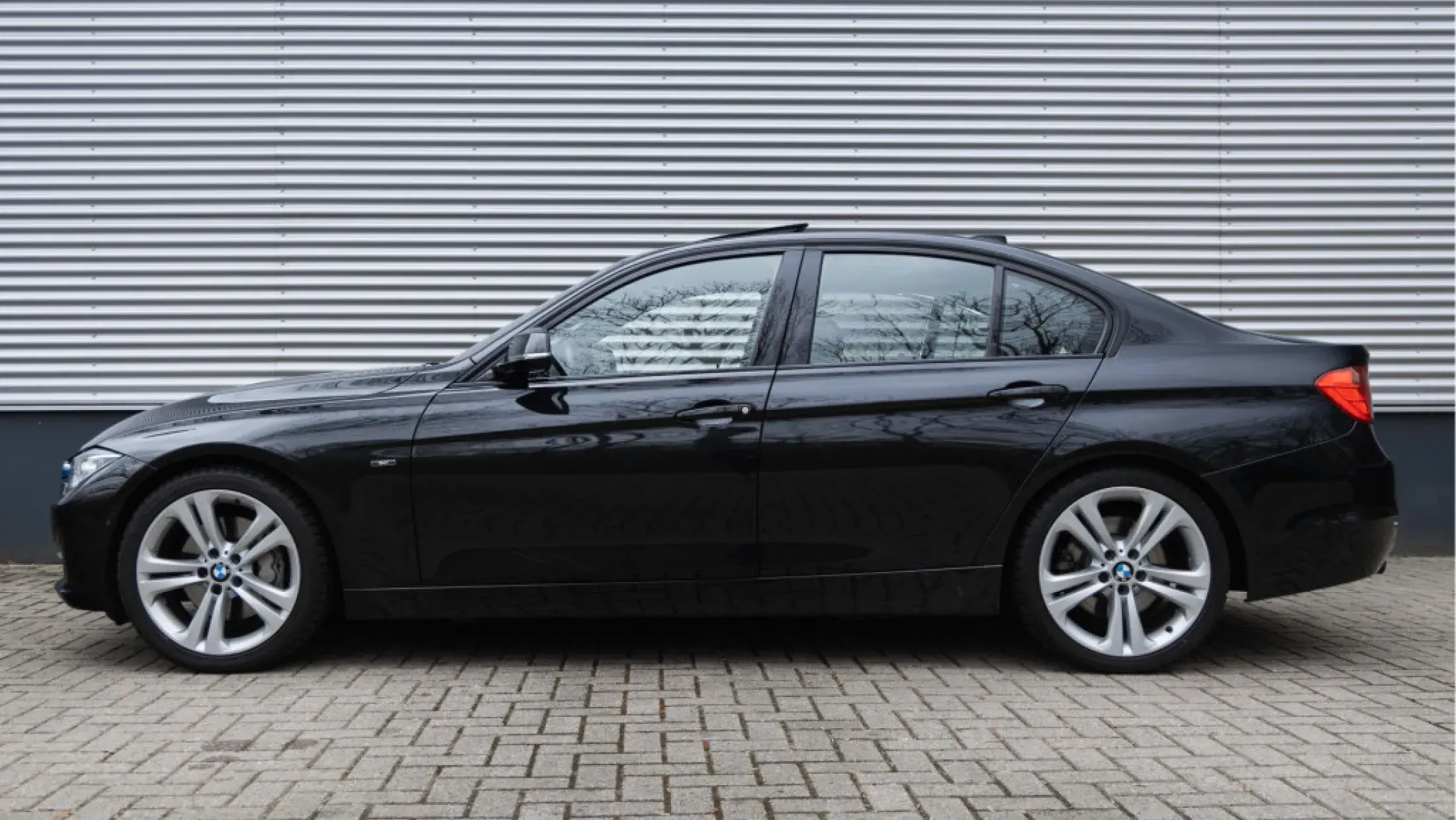 BMW 3-serie 335i High Executive - Dak - Head-Up - Harman Kardon - Memoryzetels  7