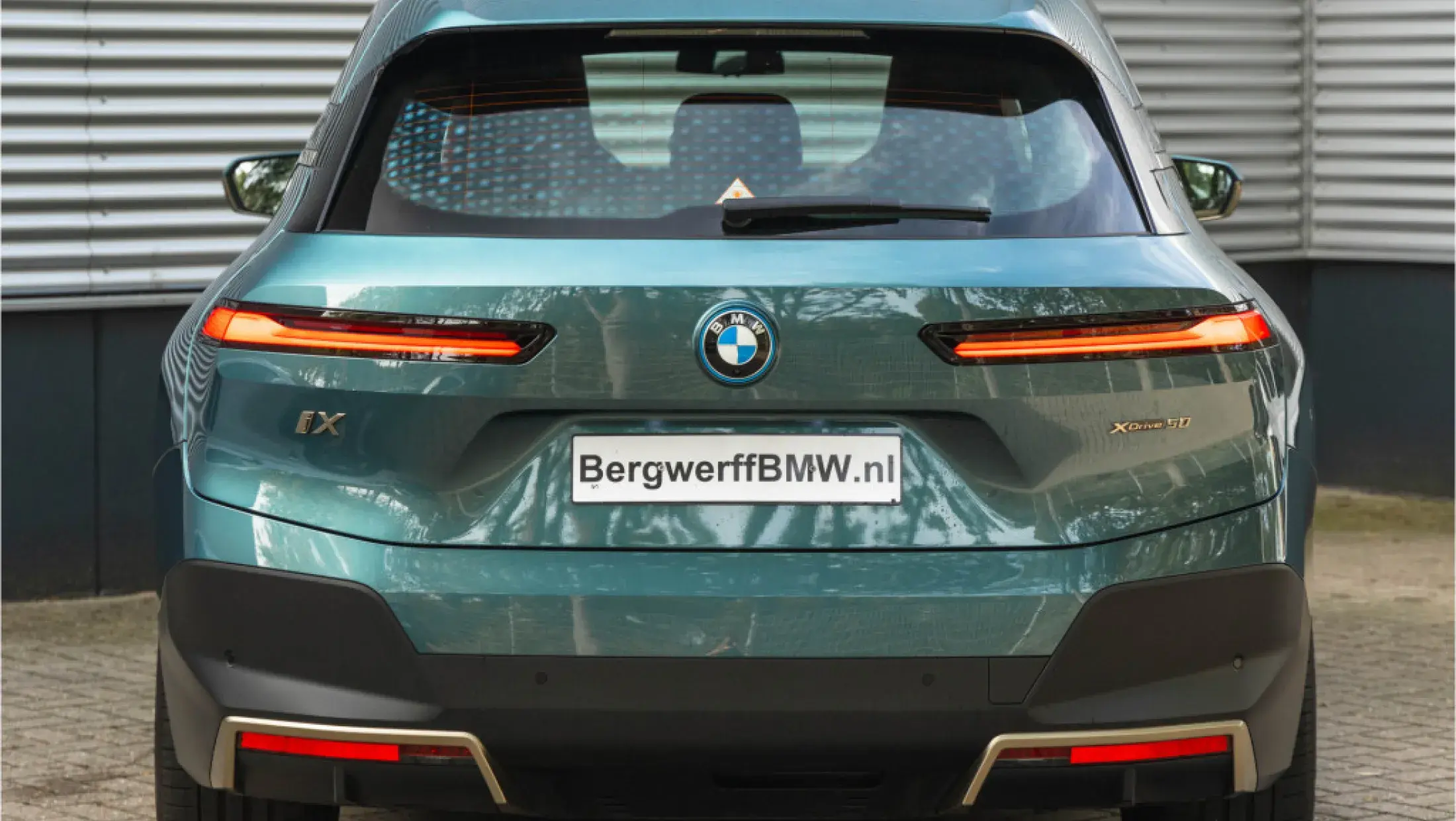 BMW iX xDrive50 - Bowers & Wilkins 6