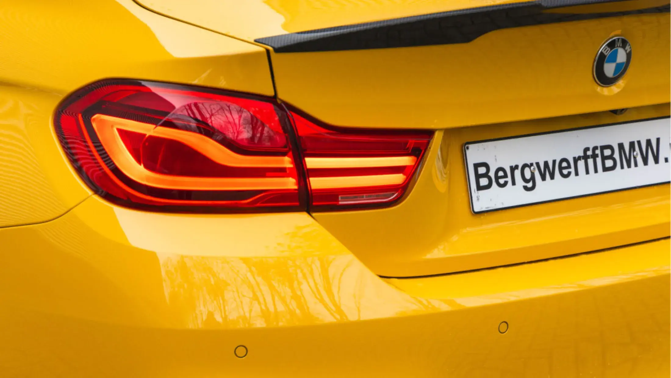 BMW 4-serie Coupé M4 Competition - Individual Speed Yellow 10