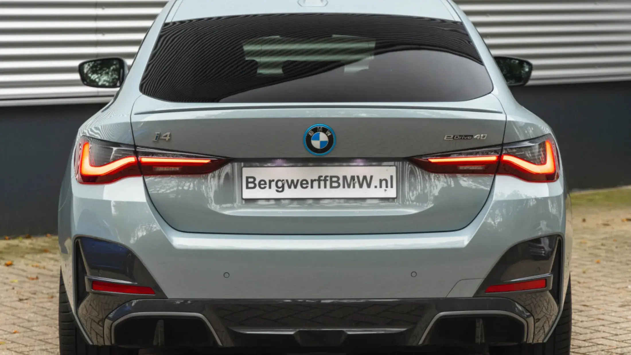 BMW i4 eDrive40 - Brooklyn Grey Metallic 6