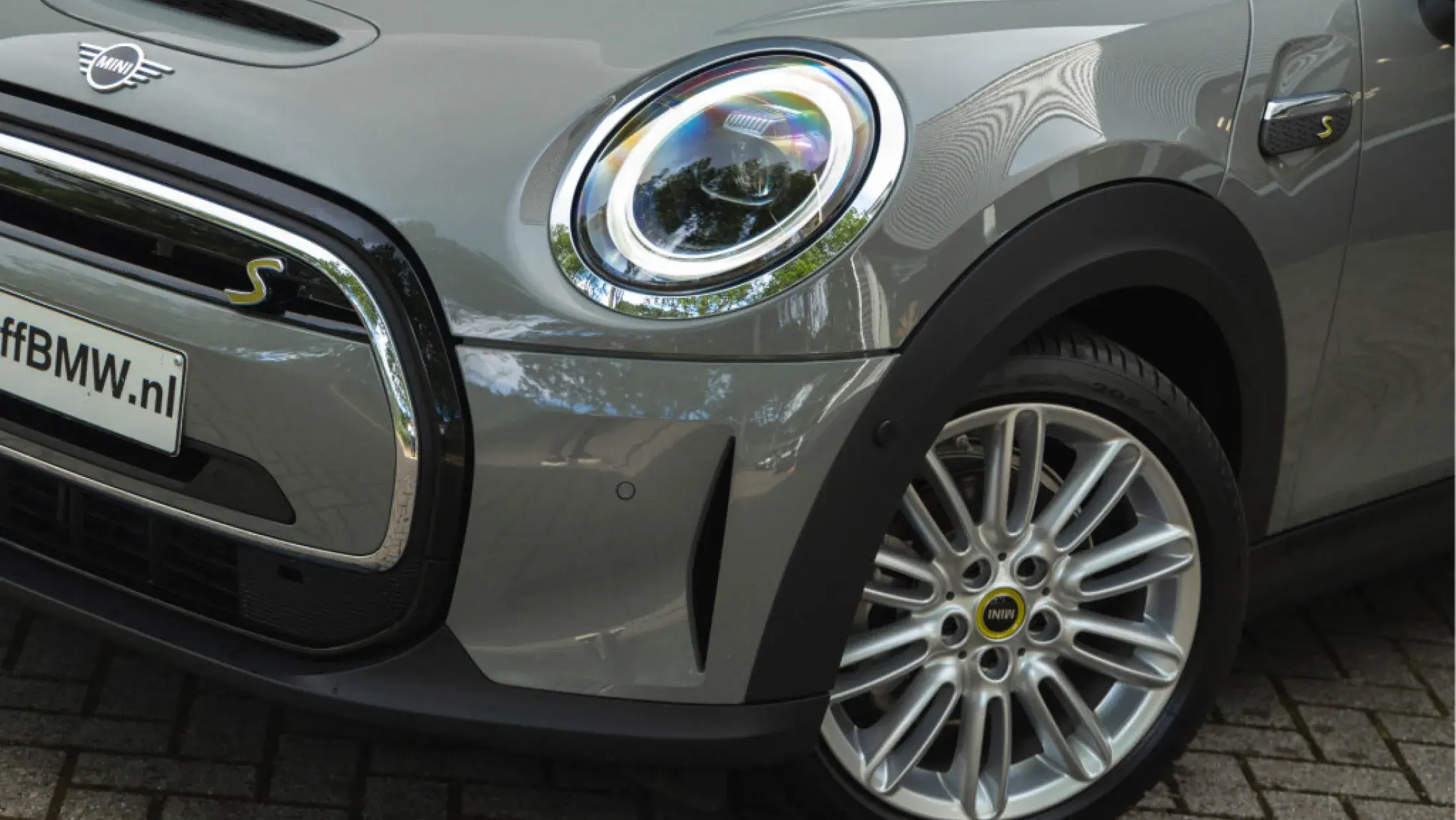 Mini Electric Yours - Facelift - Panorama - Stoel en Stuurverwarming - Head-up 8