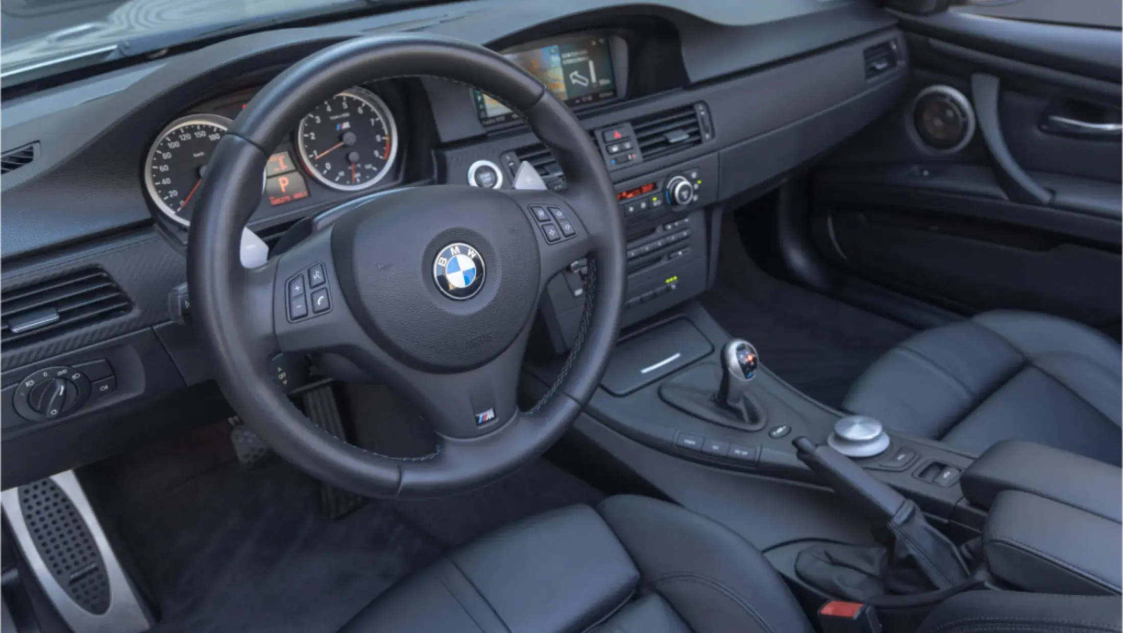 BMW E93 M3 DCT Silver Stone II Metallic Lagerschalen MPerformance uitlaat Individual Audio