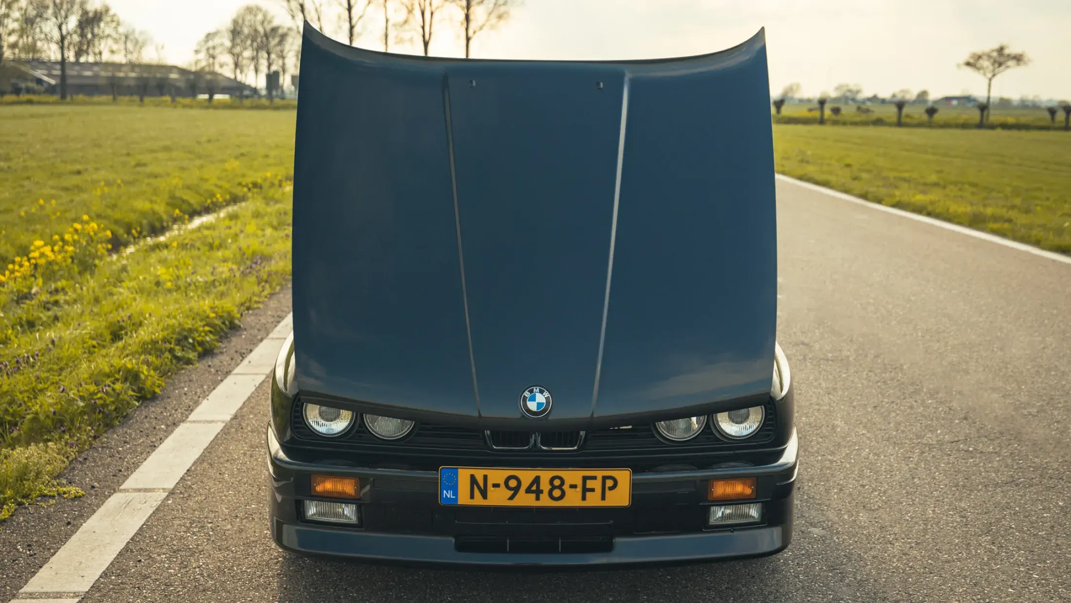 BMW E30 M3 Diamond Black Metallic Handgeschakeld first hand 1988 low mileage