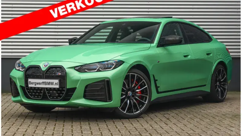 BMW i4 M50 Individual Special Request Lakkleur Fame Green Metallic G26 Gran Coupe