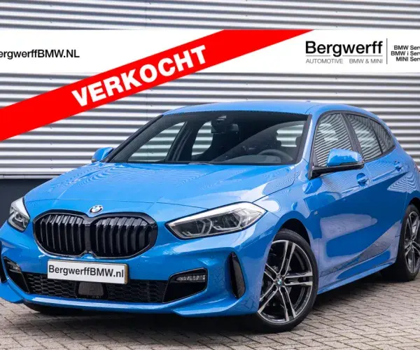 BMW 118i Minsano Blau Hatchback F40 M Sport Harman Kardon 2020 Bergwerff