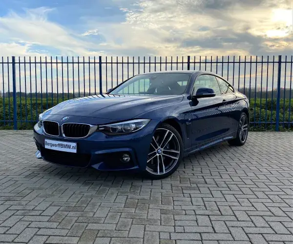 BMW 420i Coupe Individual Avus Blue Metallic BMW Indiv. erweiterte Lederausstattung Kaschmirbei