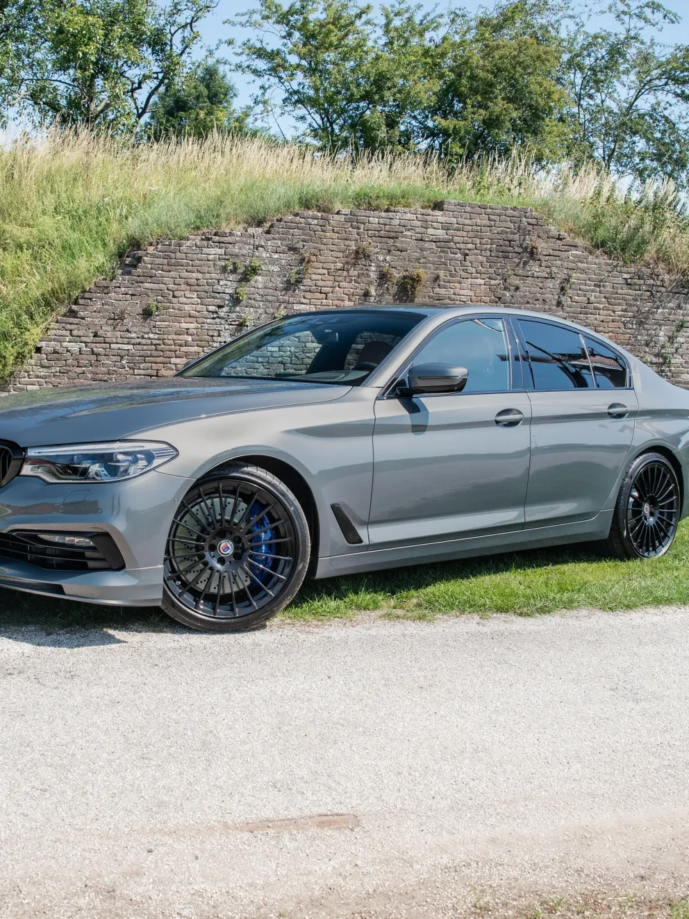 ALPINA B5 Bi-Turbo iDrive 7 Stratus Grau Metallic G30 Bergwerff