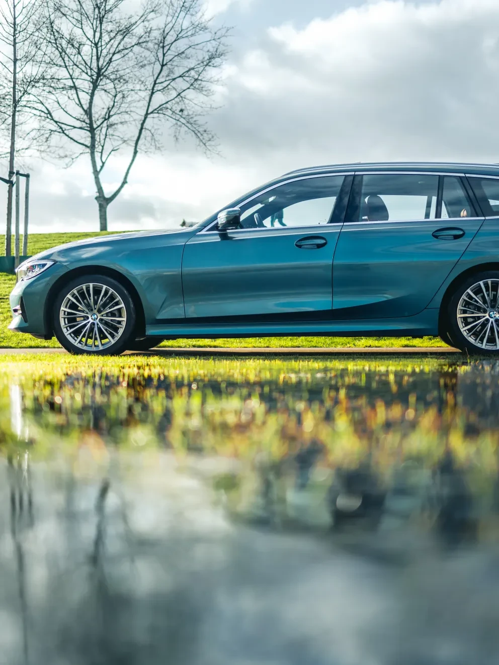 BMW 320d Touring Blue Ridge Mountain BMW Individual volleder Merino Tartufo G21