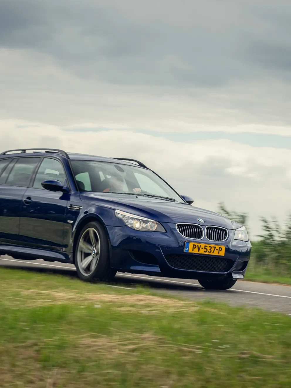 BMW M5 Touring E61 LCI Lagerschalen and new Clutch V10 Saphir Zwart Bergwerff