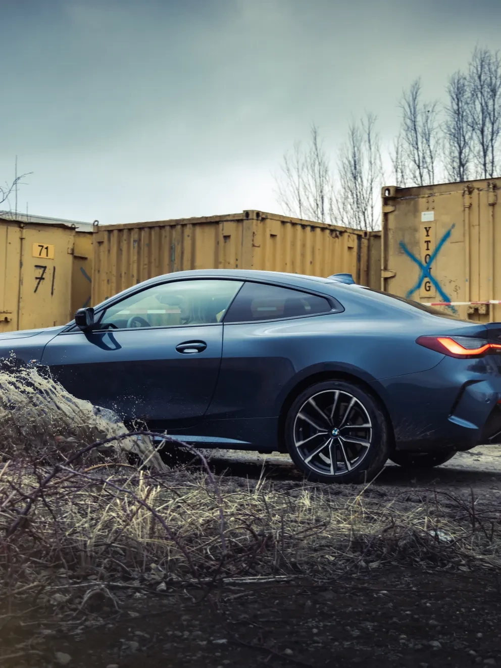 BMW M440i Coupe G22 Arctic Race Blue Metallic Leder Vernasca Schwarz stiksel Blau Schwarz