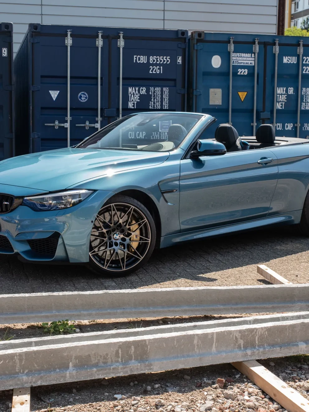 BMW M4 Competition Cabrio Individual Maldives Bleu Metallic F83 Volleder Merino Amarobrown