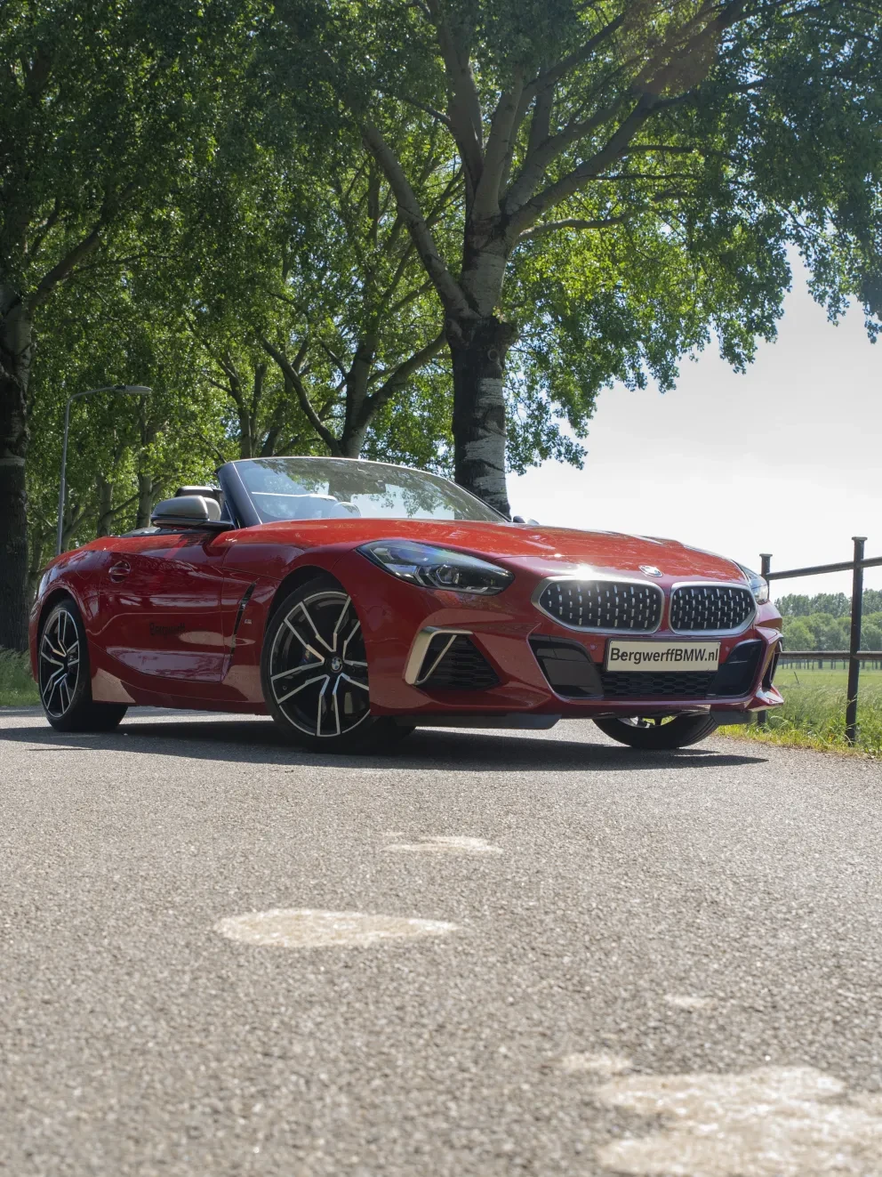 BMW Z4 Roadster M40i San Francisco Red Metallic Leder Vernasca Elfenbeinweiss Cabrio G29