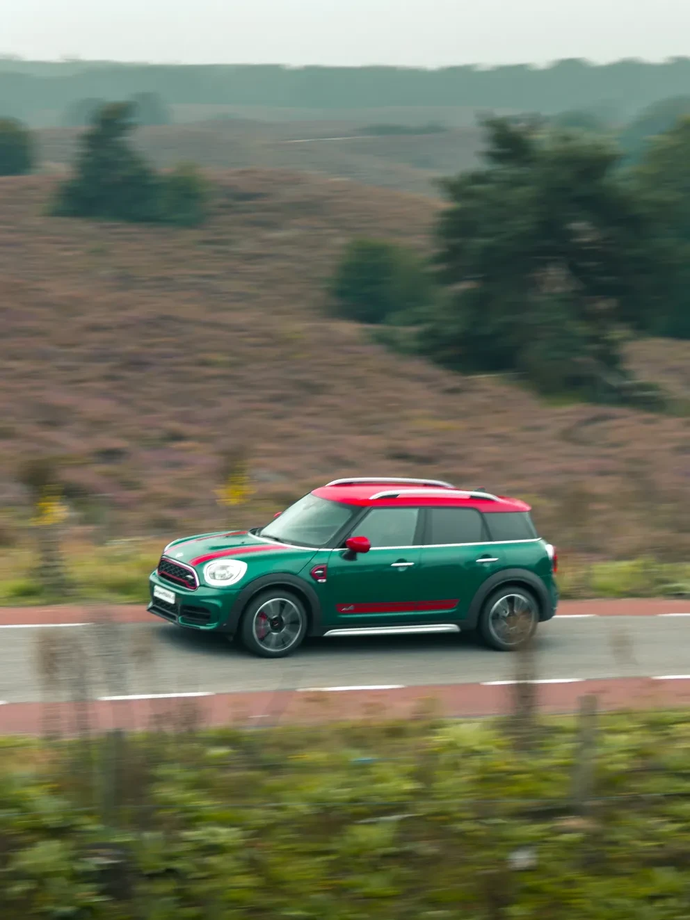MINI Countryman John Cooper Works ALL4 Britisch Racing green MINI Yours Leer Lounge Carbon Black
