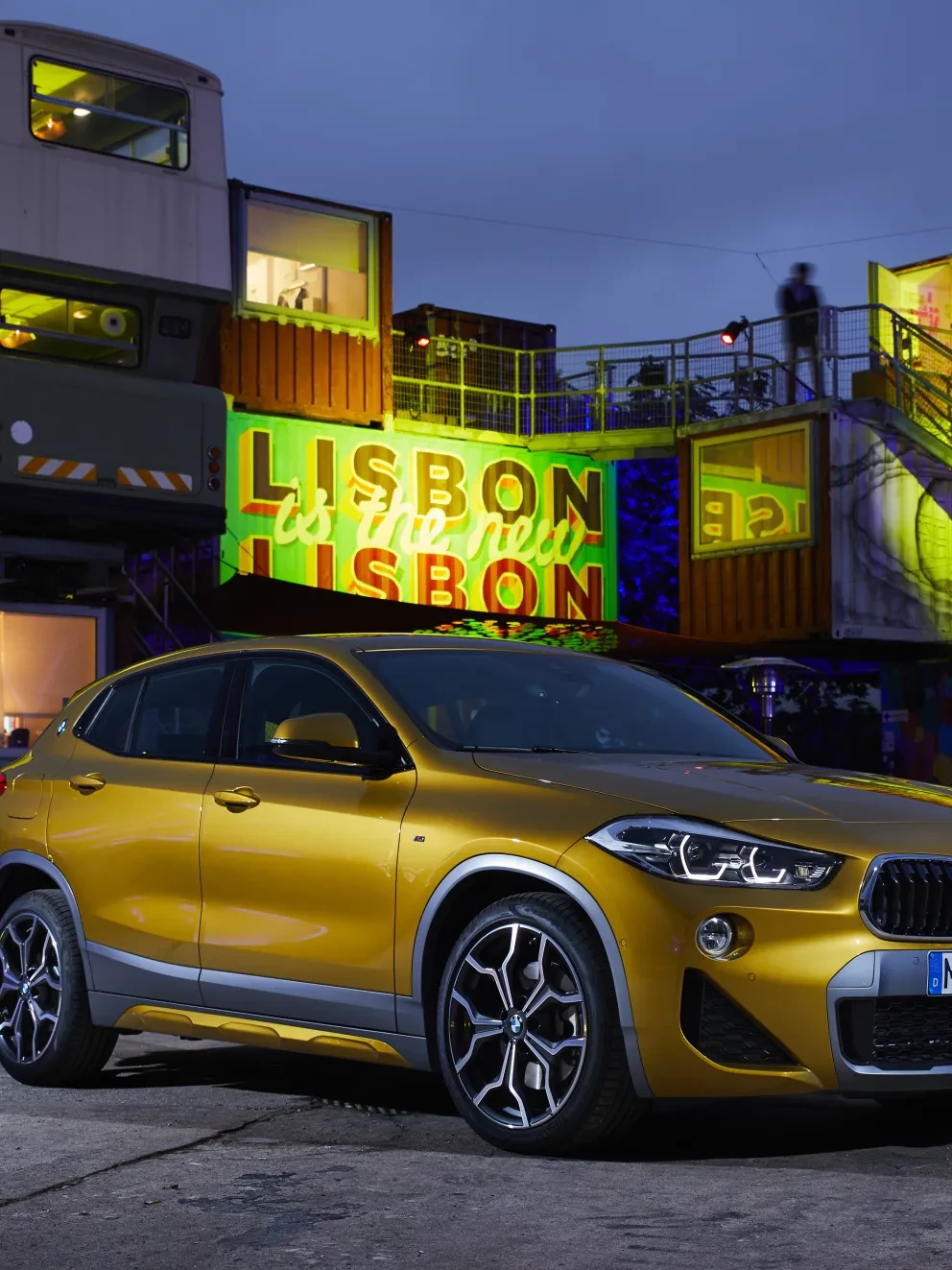 BMW X2 Galvanic Gold