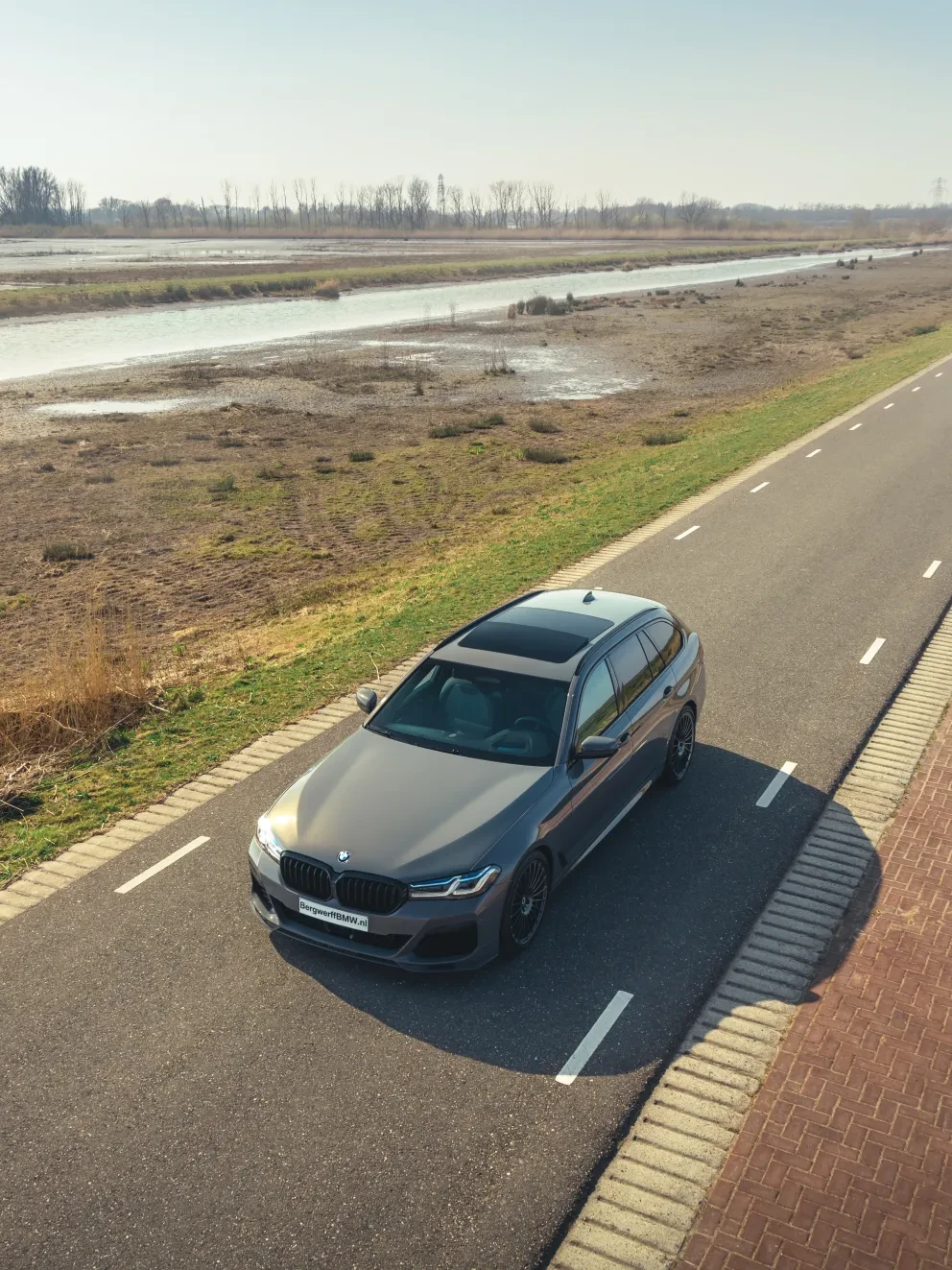 ALPINA B5 Touring Lavalina 2 G31 Berninagrau Bernstein effect metallic