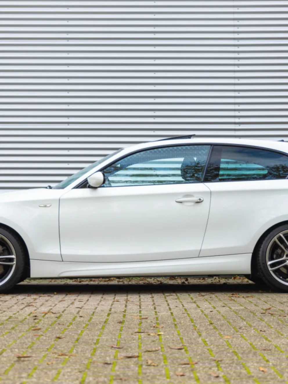 BMW 1-serie 130i 3-deurs - M-Sport 2